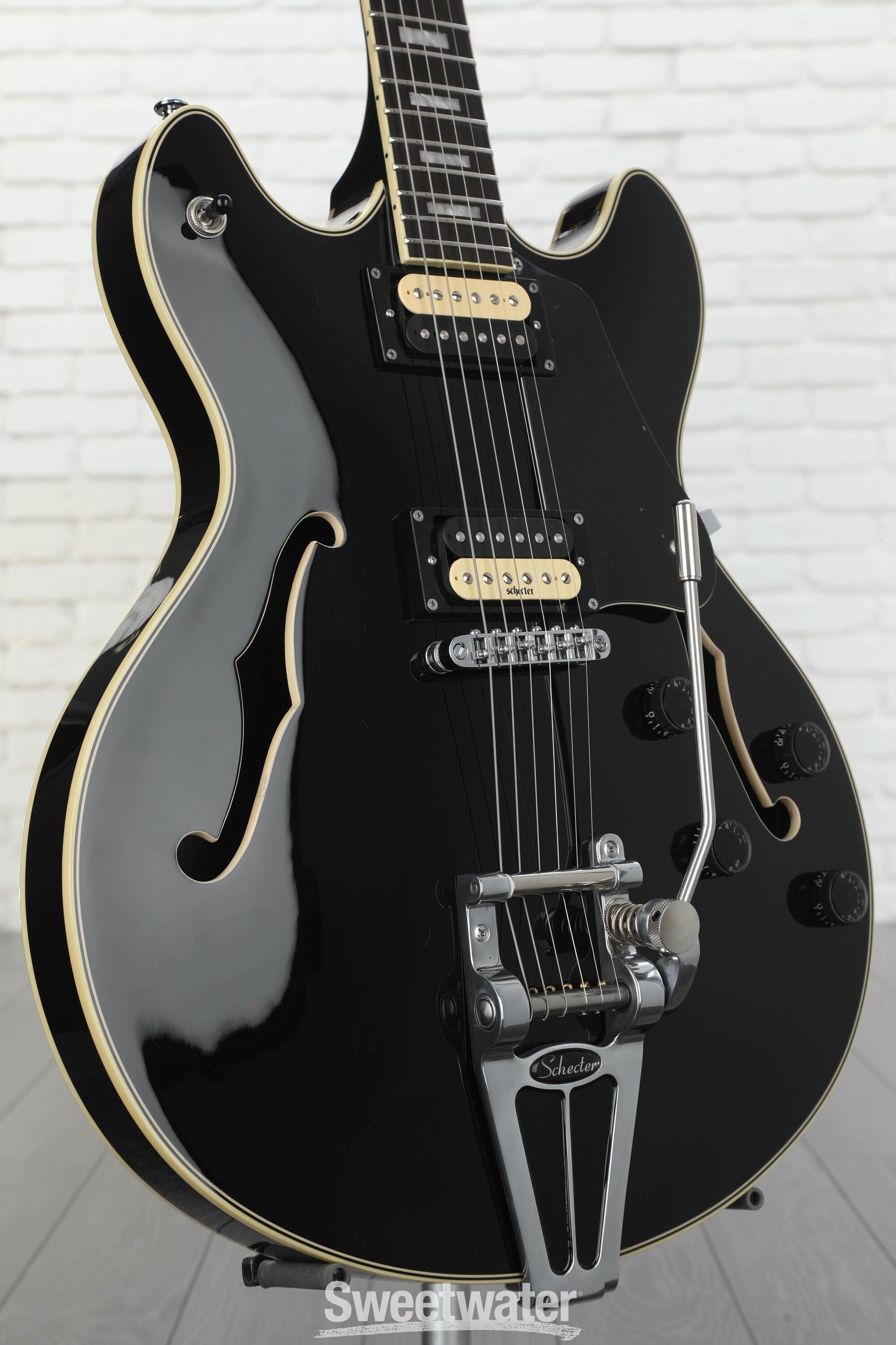 Schecter Corsair Semihollowbody Electric Guitar Gloss Black Sweetwater