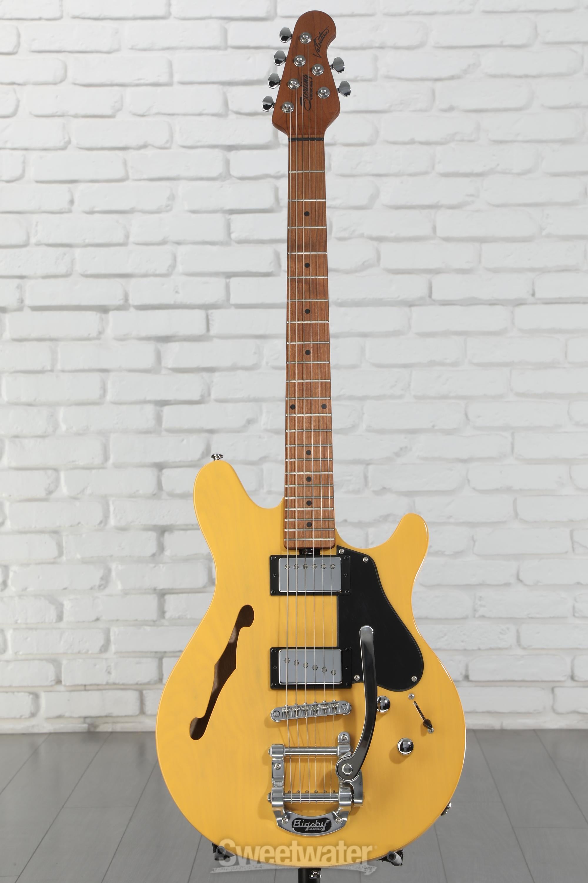 ギター MusicMan  Valentine Chambered guitar Sterling By Music Man Valentine Chambered Semi-hollowbody Electric