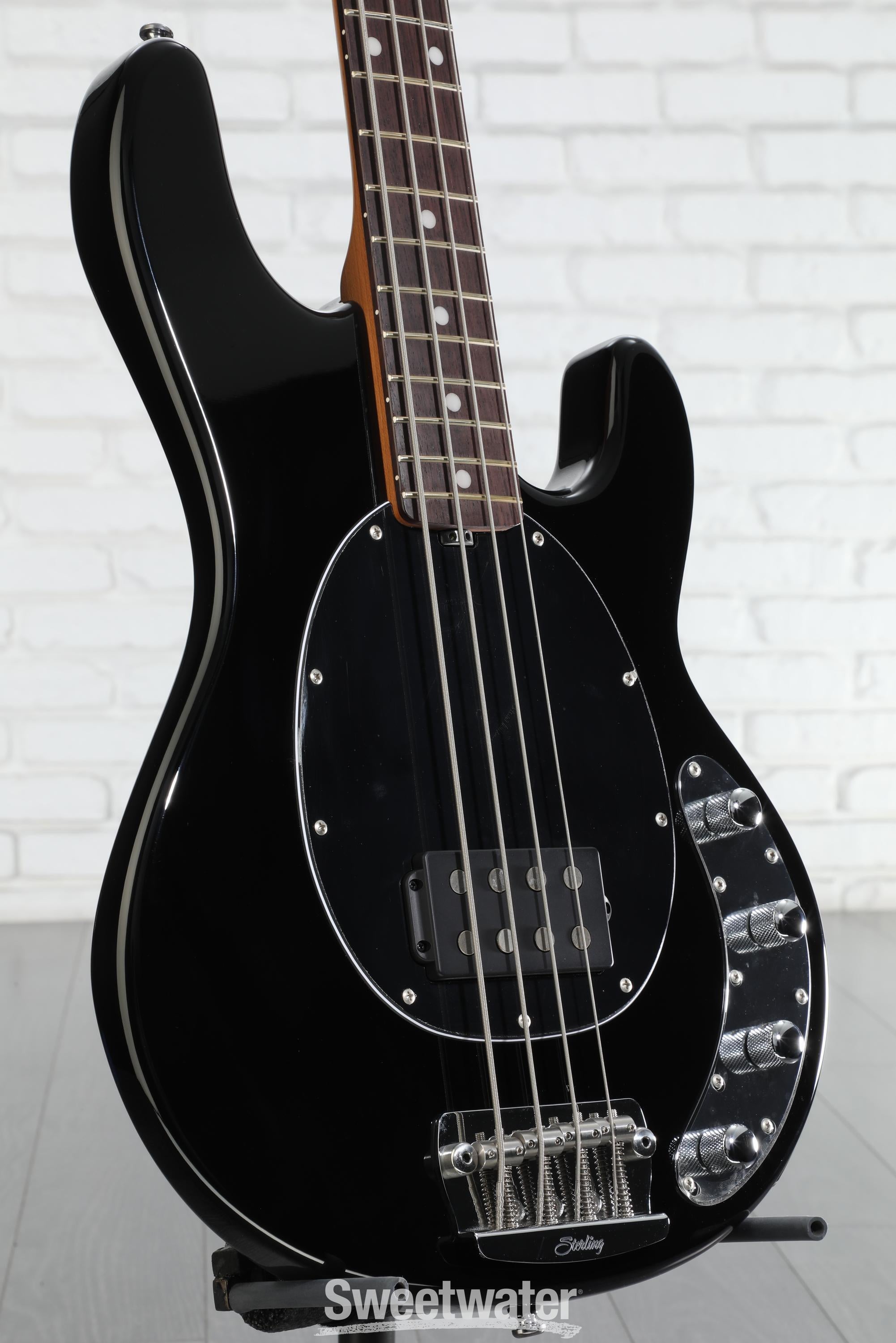 ベース Sterling by Music Man RAY34 Black MH Sterling By Music Man StingRay RAY34 Bass Guitar - Black with Bag