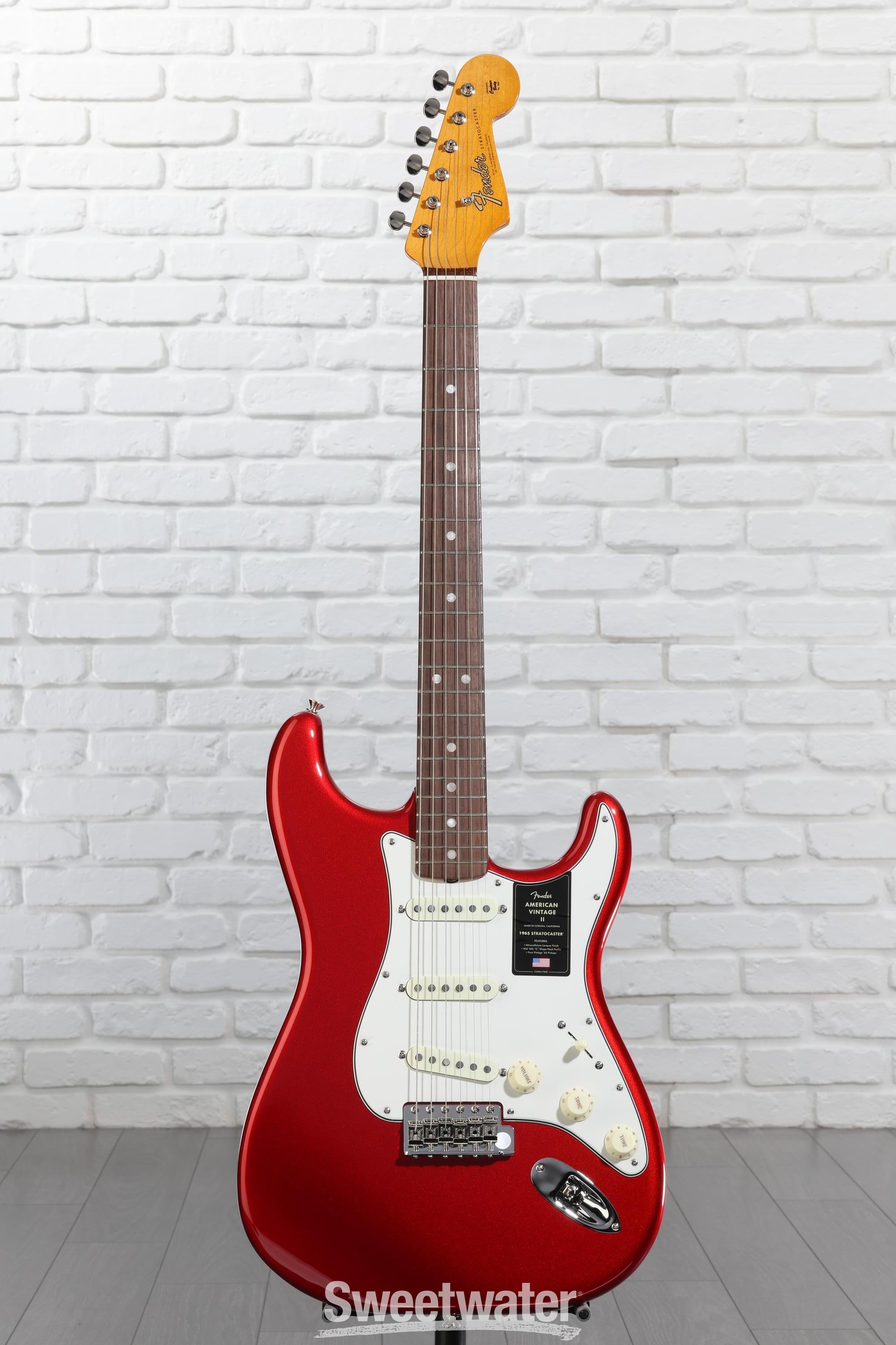 ギター FENDER 1965 New American Vintage Fender American Vintage II 1965 Stratocaster Electric Guitar