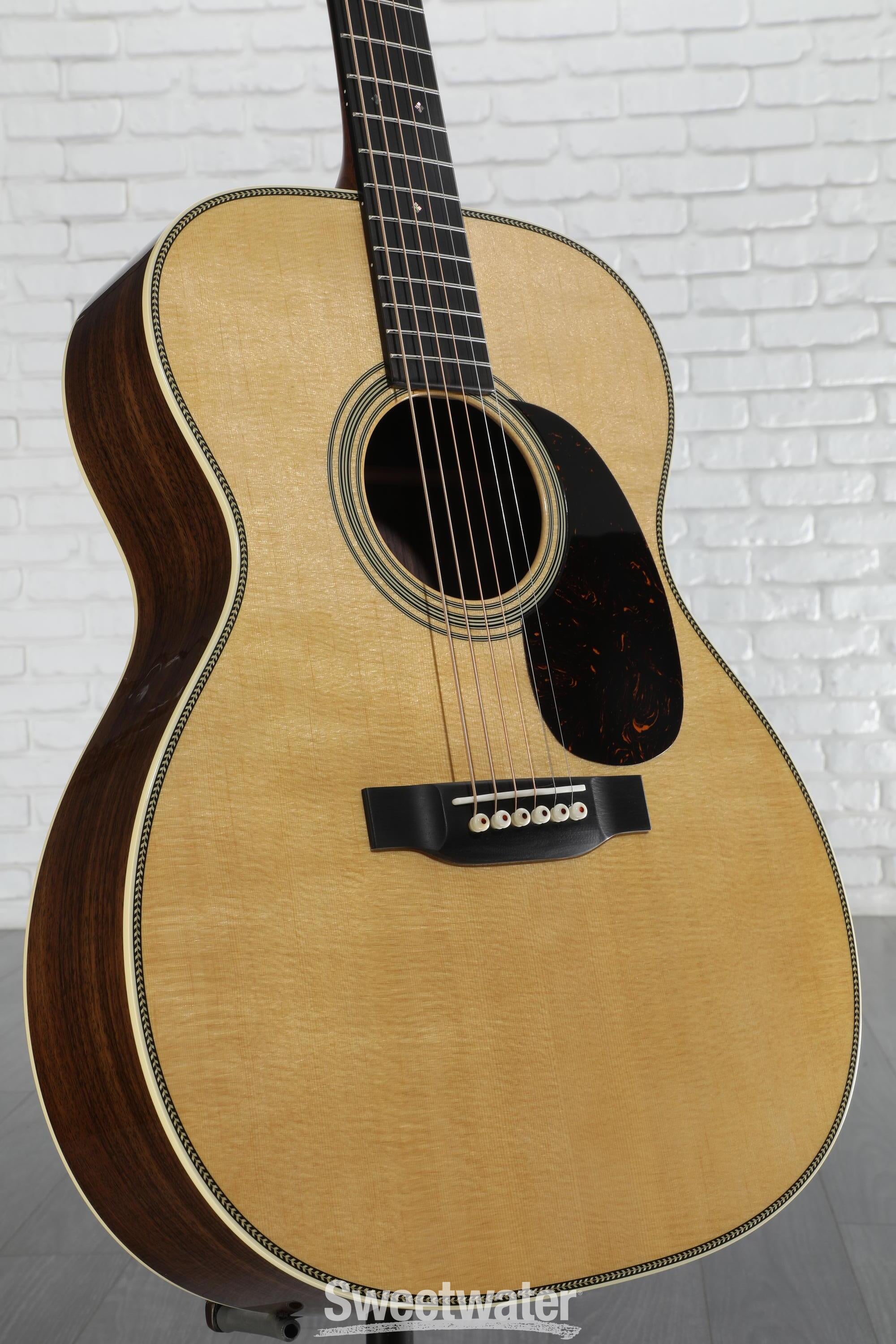 Martin 000-28 Standard Series Acoustic Guitar - Natural