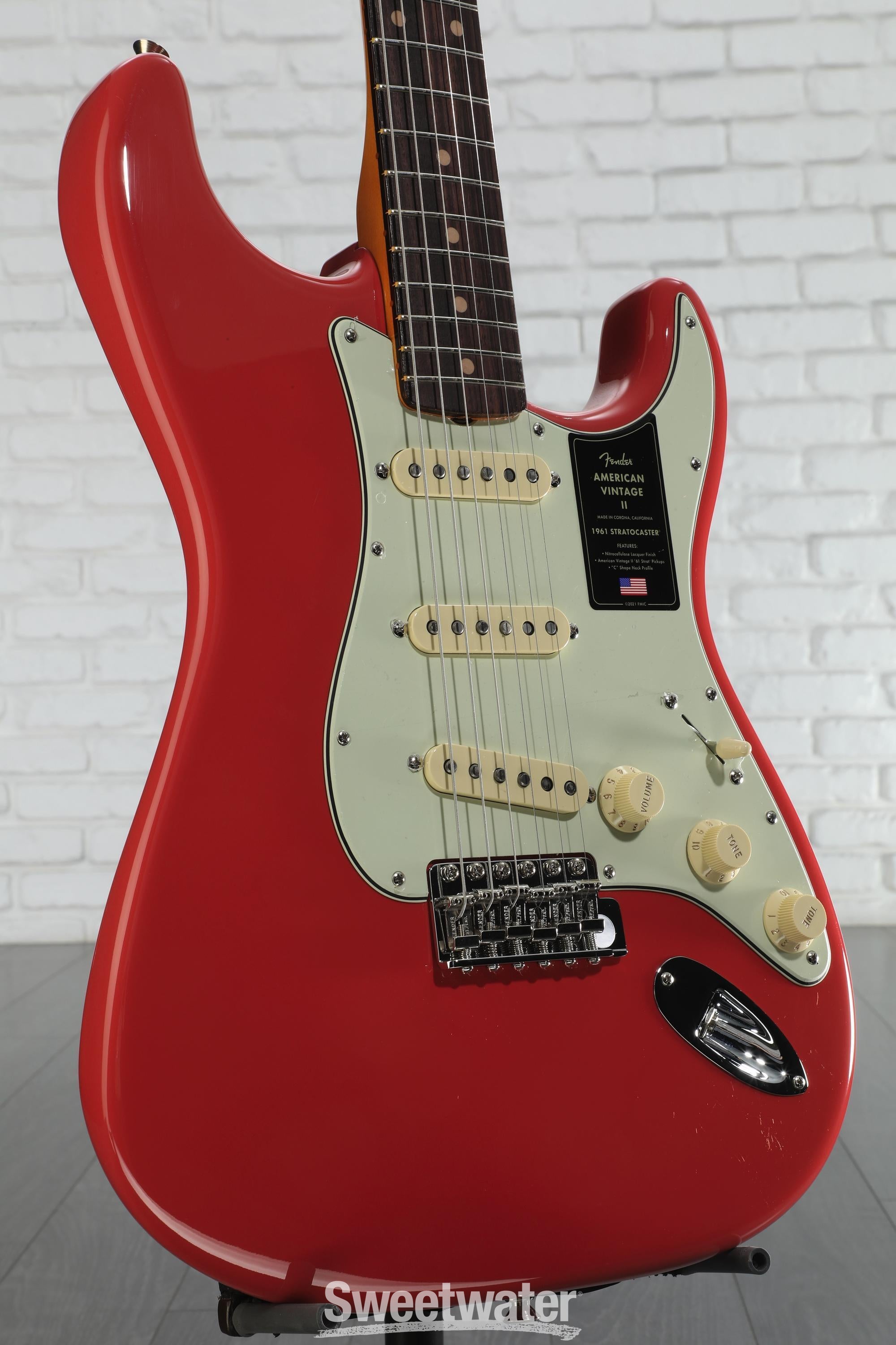 Fender American Vintage II 1961 Stratocaster Electric Guitar - Fiesta Red