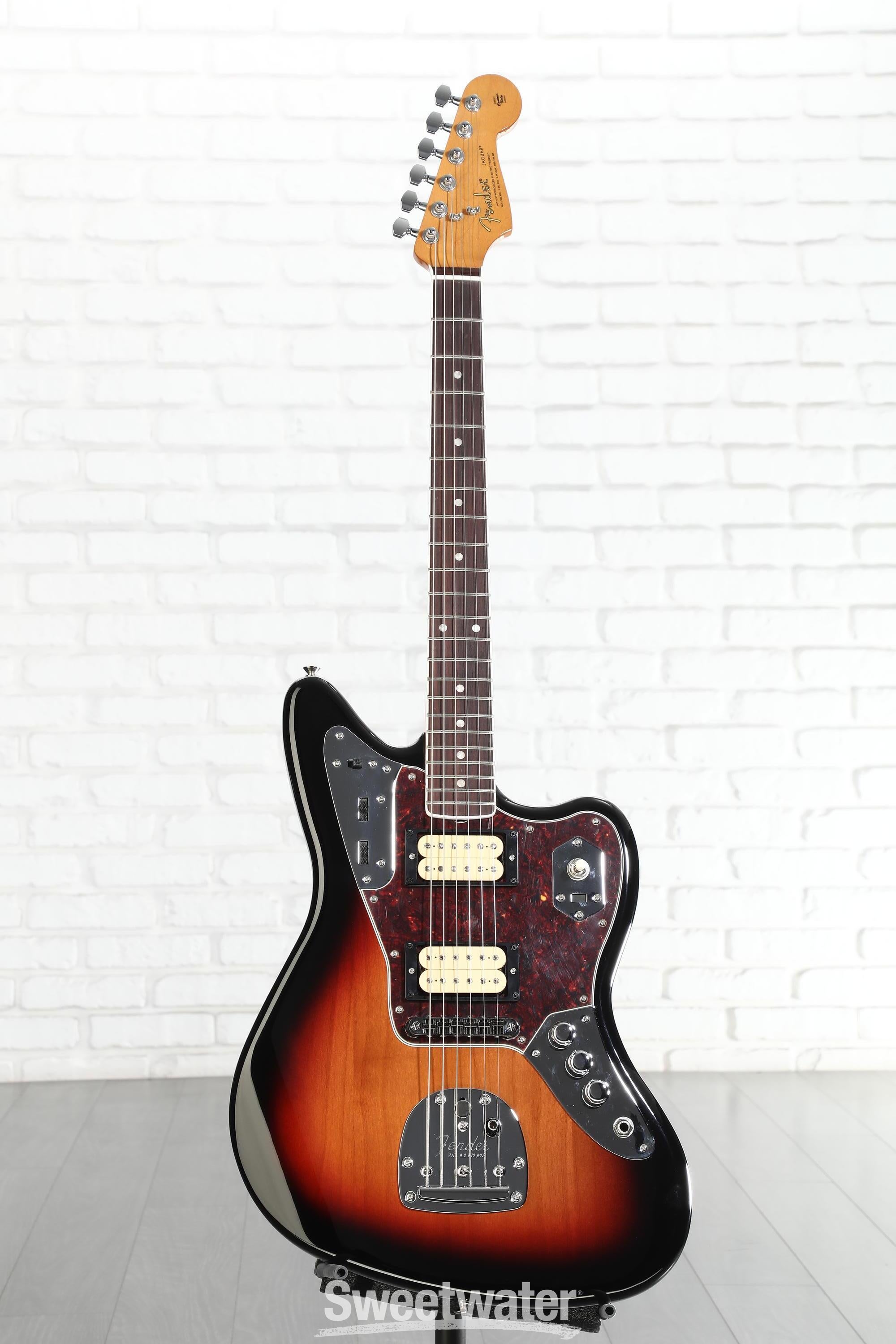 Fender Kurt Cobain Jaguar Electric Guitar - 3-Tone Sunburst