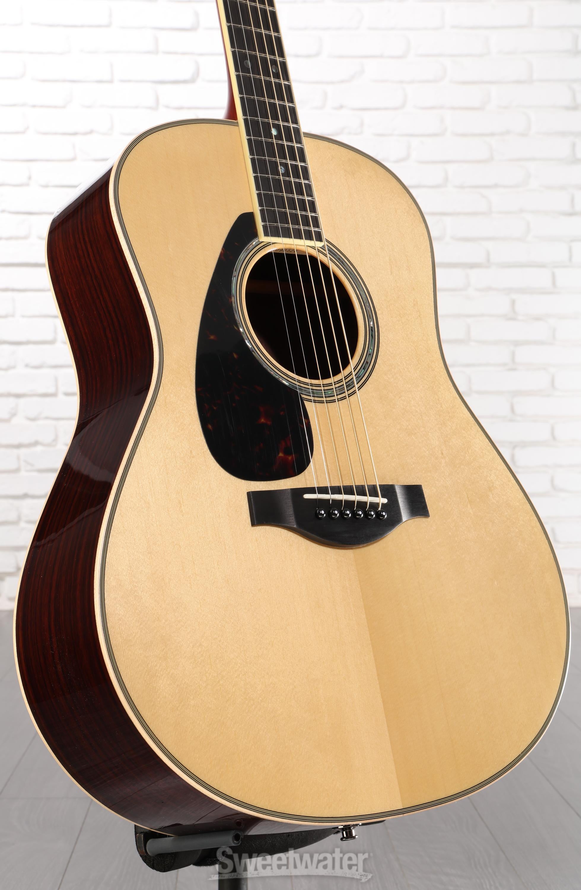 Photo of Yamaha LL16L ARE Left-handed Original Jumbo Acoustic-electric Guitar - Natural
