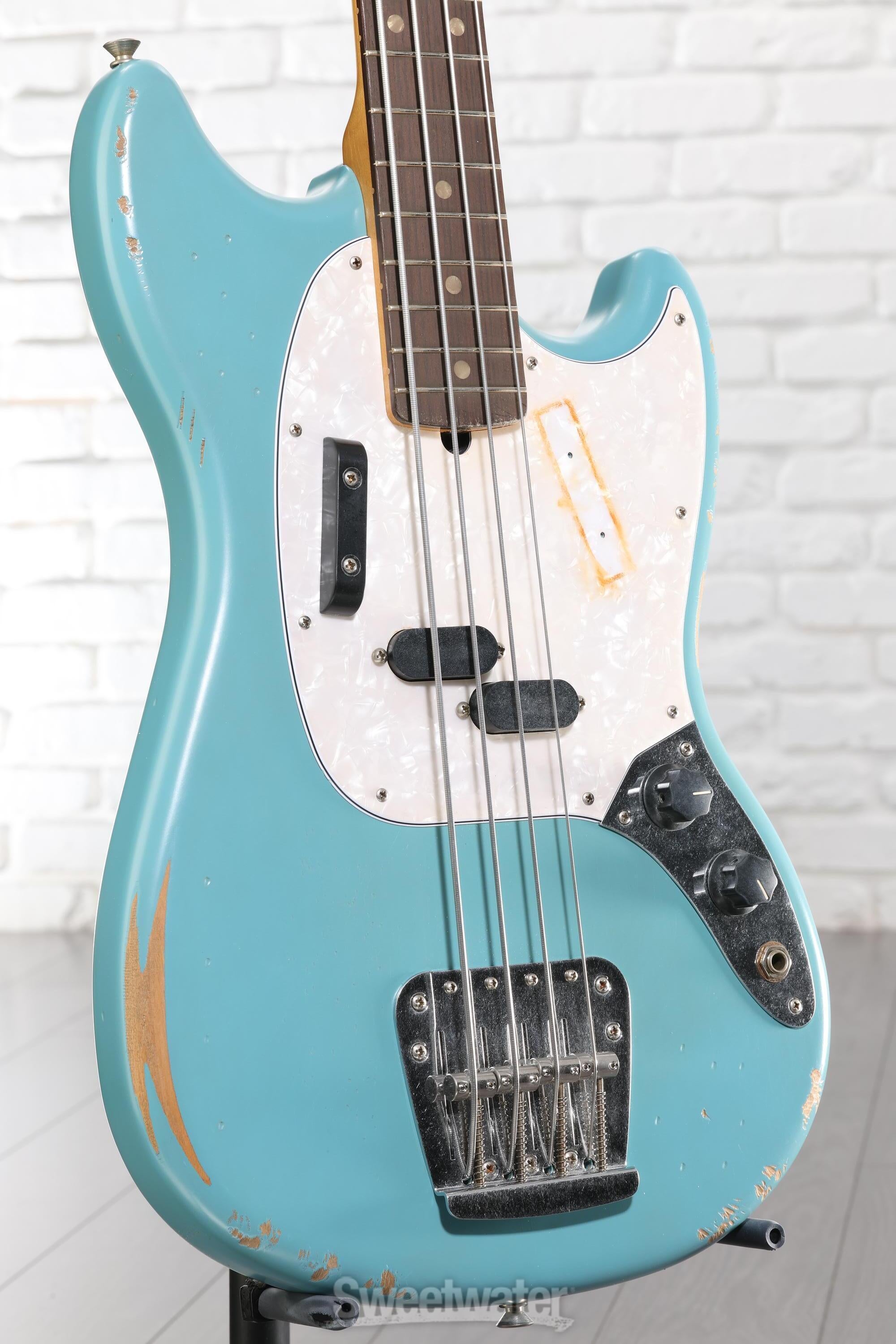 Fender JMJ Road Worn Mustang Bass Guitar - Faded Daphne Blue