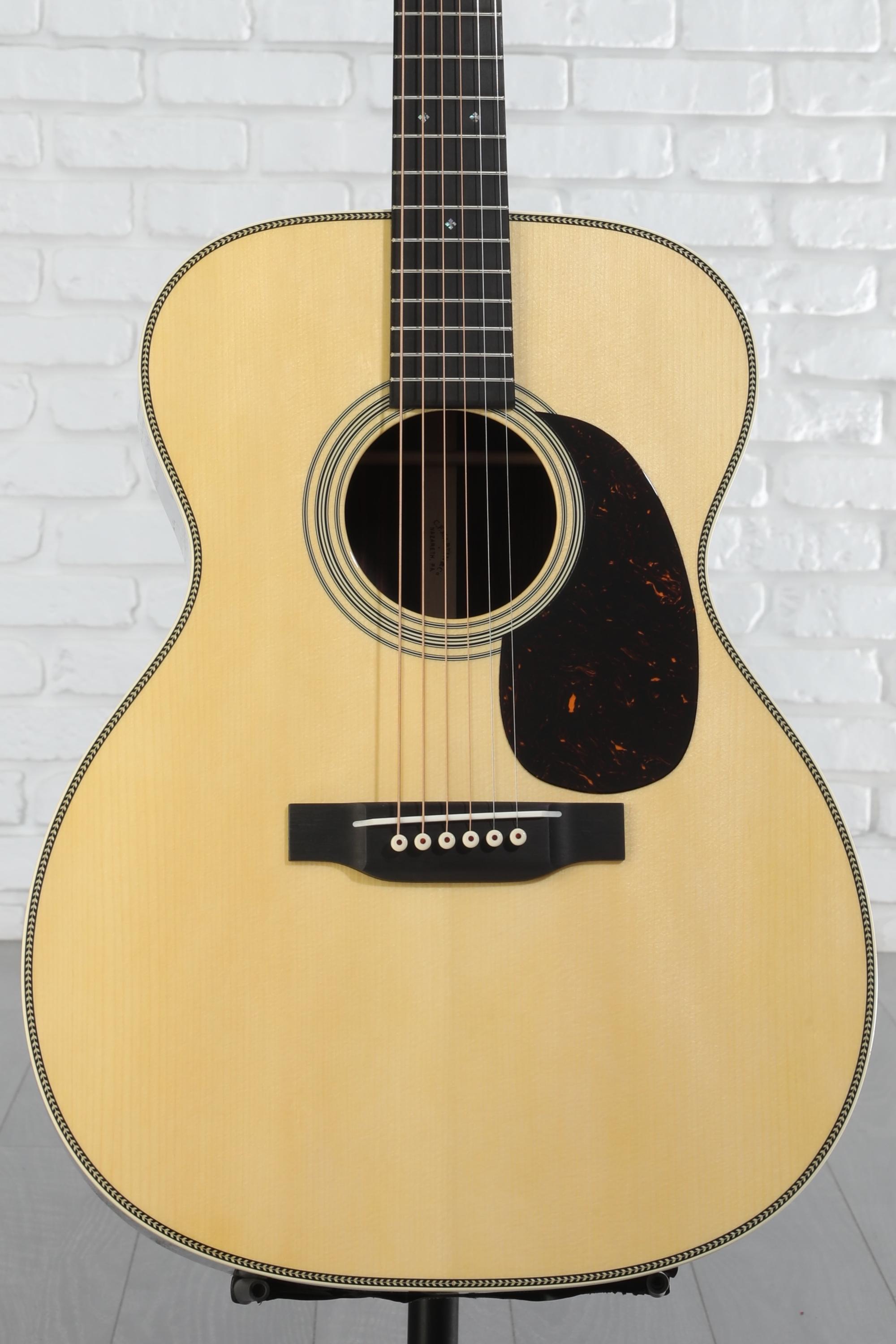 【ニアミント】MartinCTM 000-28 Premium Adiron Martin Custom Herringbone 28-Style 000 Guitar & Case