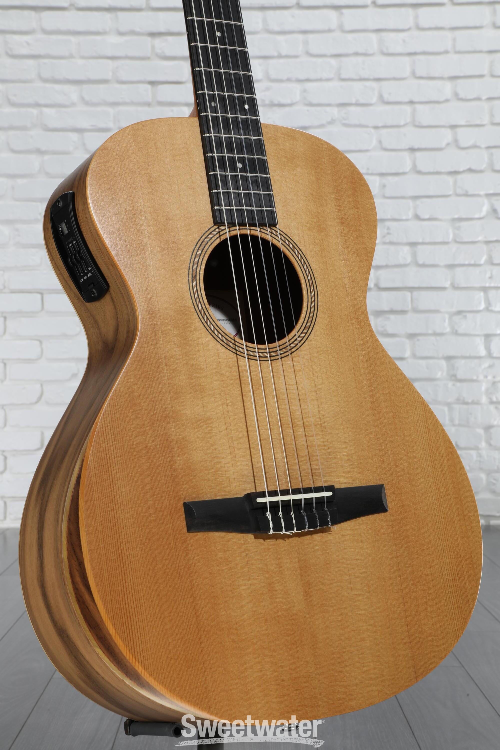 ギター Taylor Academ 12e Amazon.com: Taylor Academy 12e : Musical Instruments