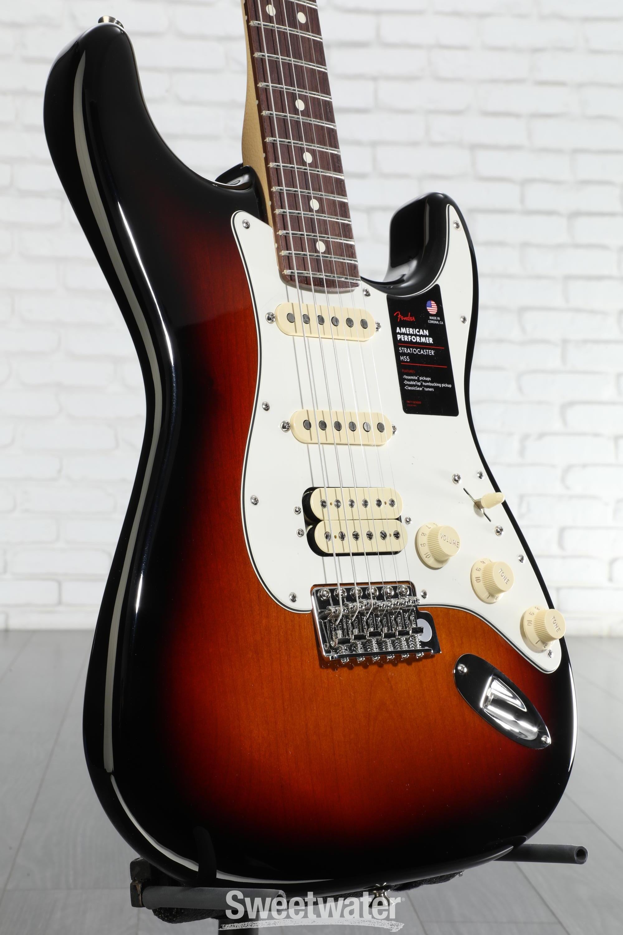 Fender American Performer Stratocaster HSS - 3-Tone Sunburst with