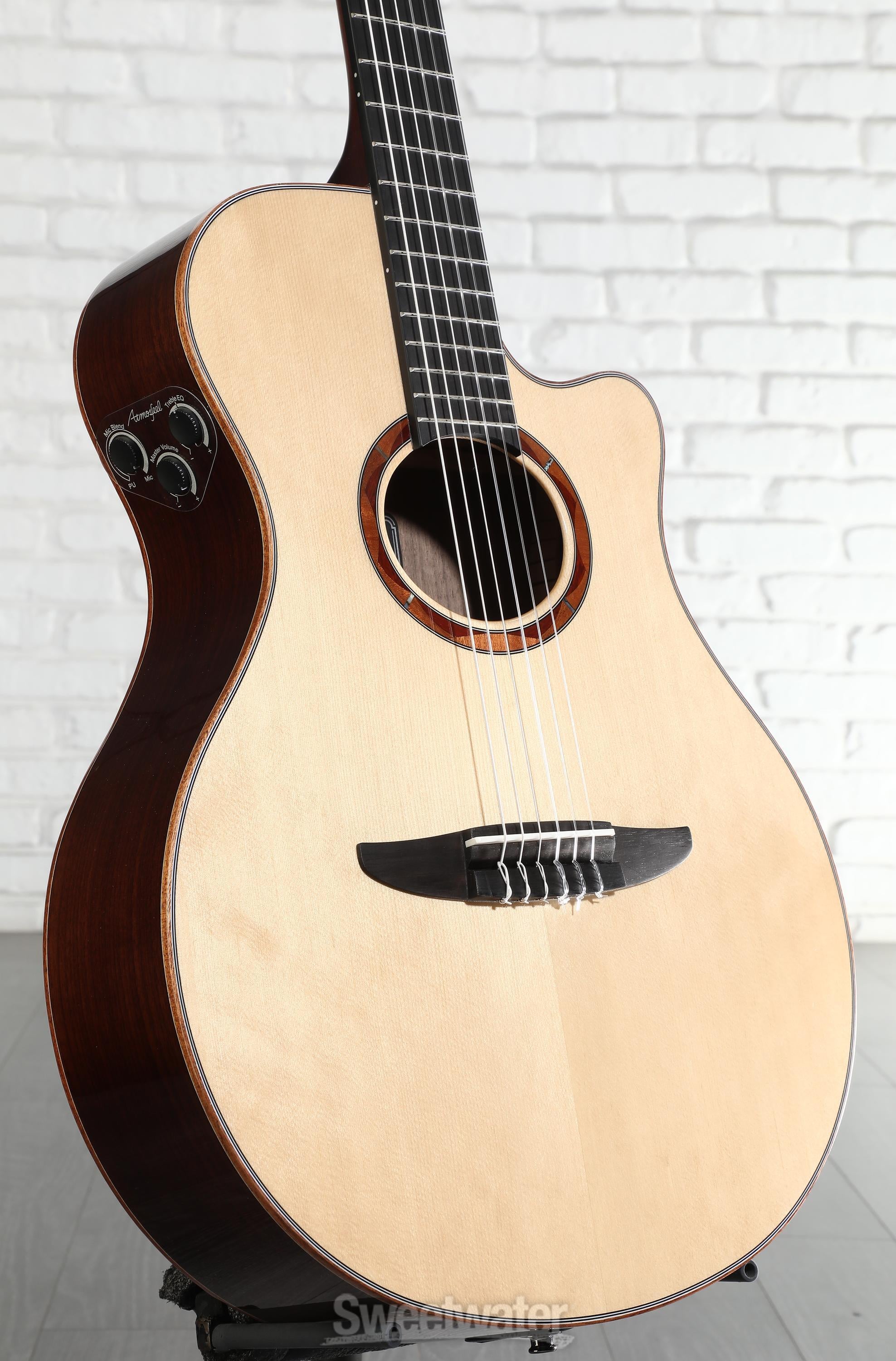 Yamaha NTX3 Nylon-string Acoustic-electric Guitar- Natural Reviews