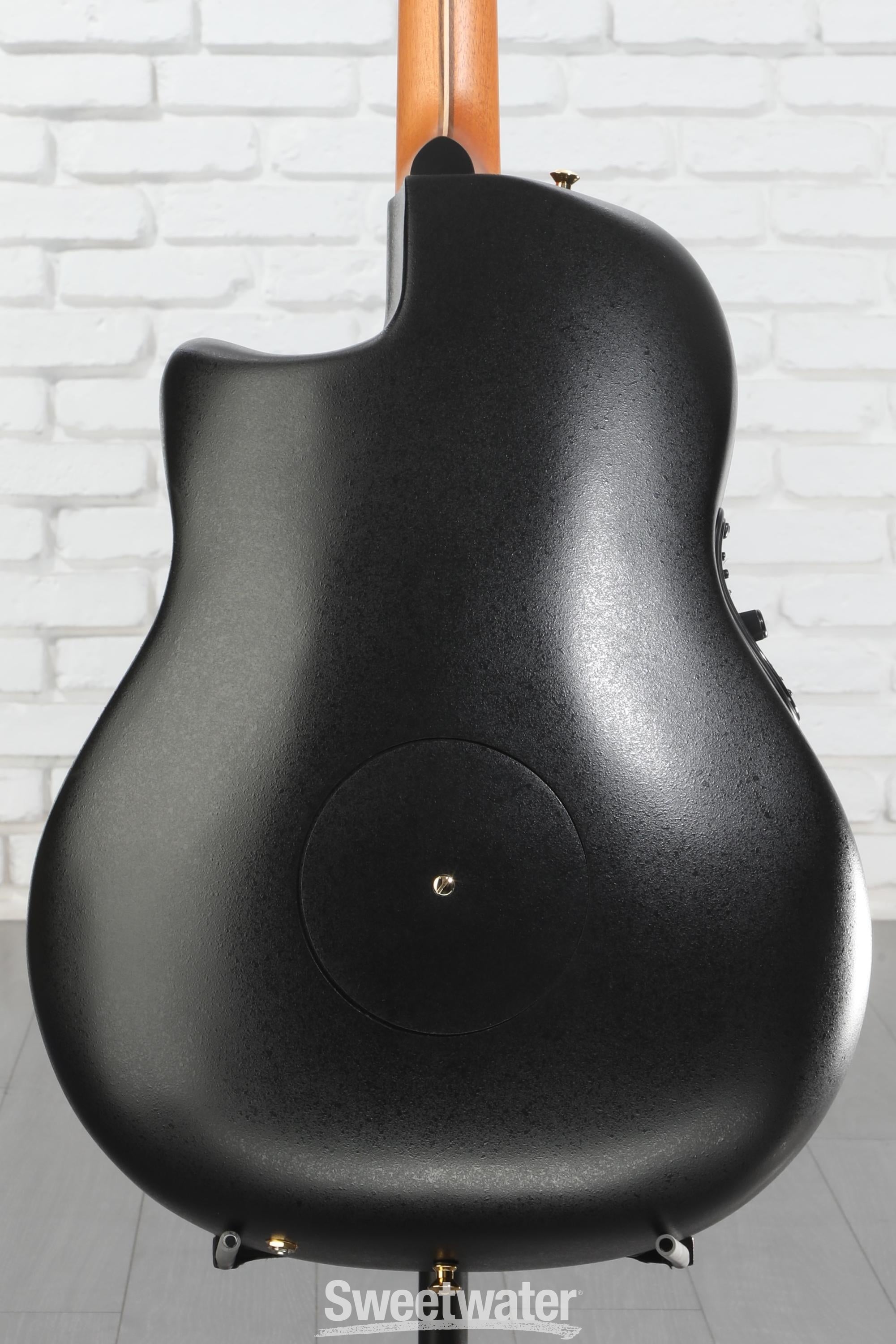 オベーションUSA Elite Ovation USA Elite Deep Cutaway E-Acoustic Guitar - Natural