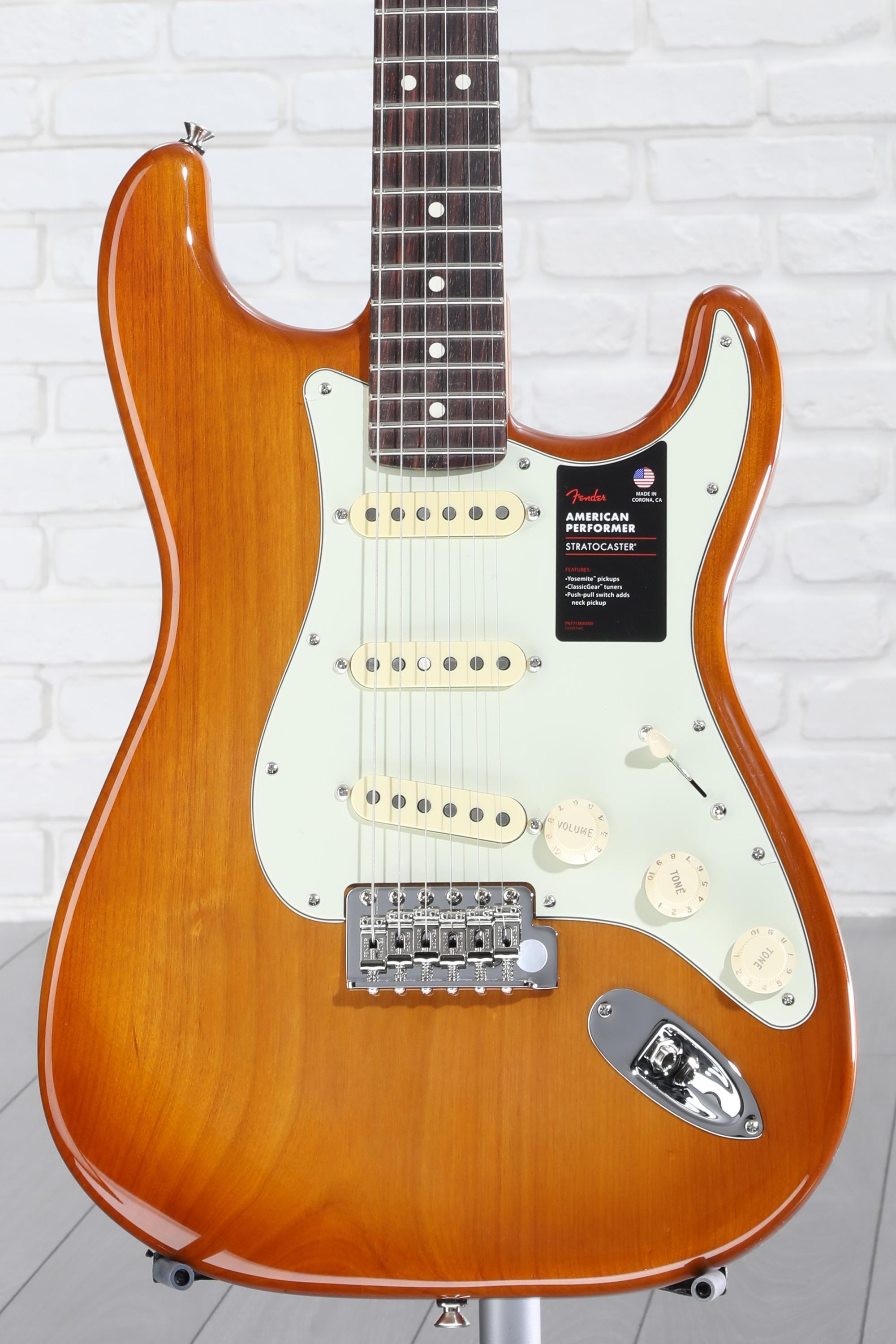 Fender American Performer Stratocaster - Honeyburst with Rosewood  Fingerboard