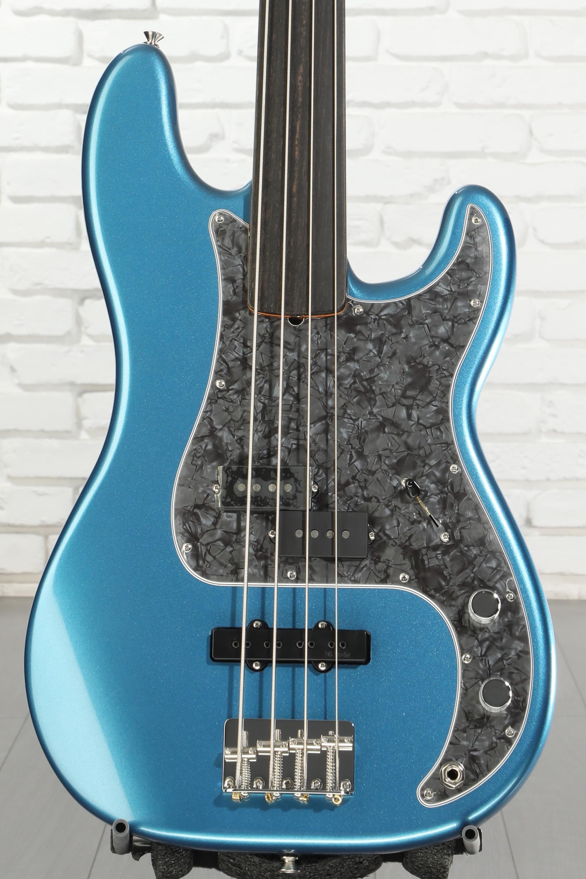 Fender Tony Franklin Fretless Precision Bass - Lake Placid Blue