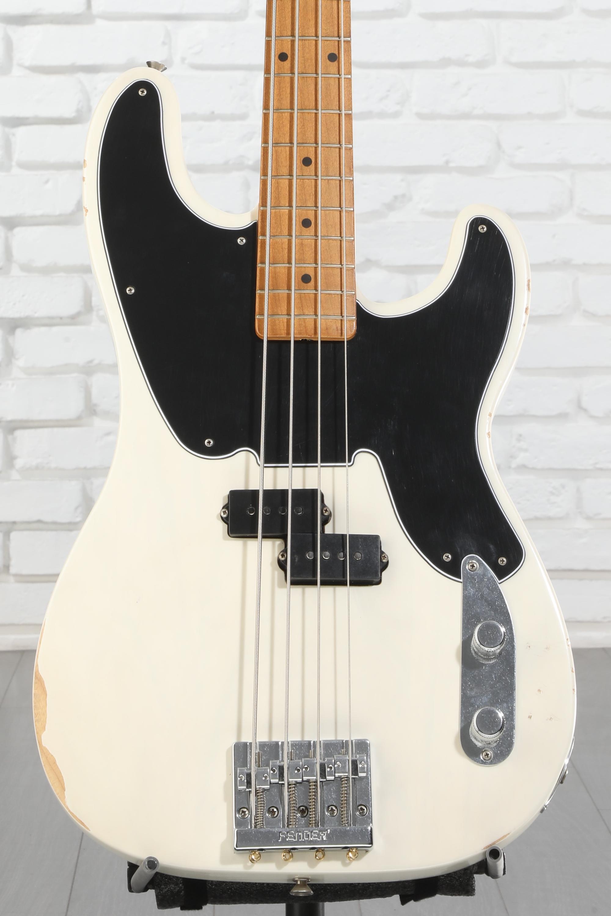 Mike Dirnt Road Worn® Precision Bass® 0138410701_1.jpg?optimize=