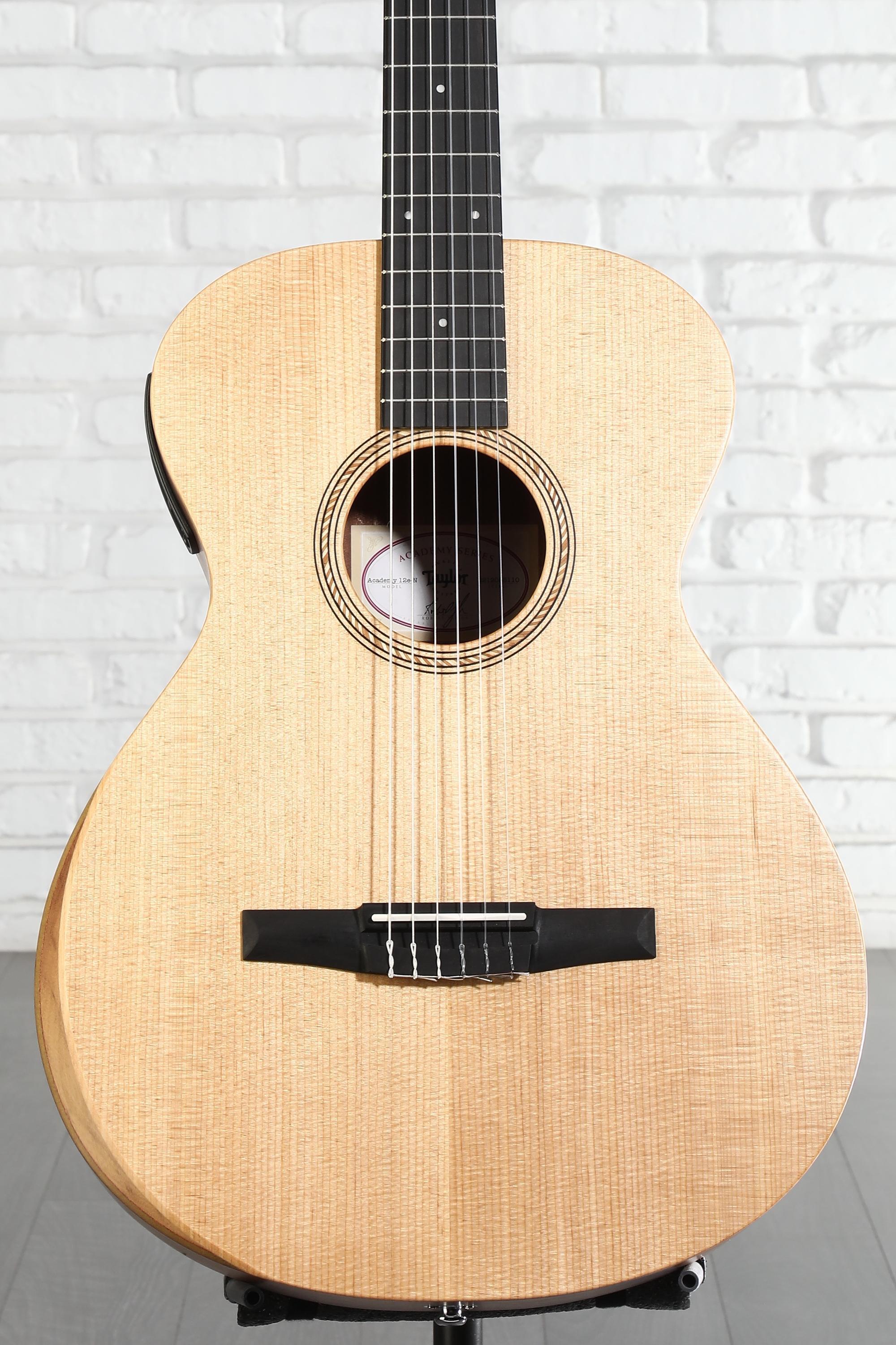 Taylor Academy 12e-N Nylon-string Acoustic-electric Guitar