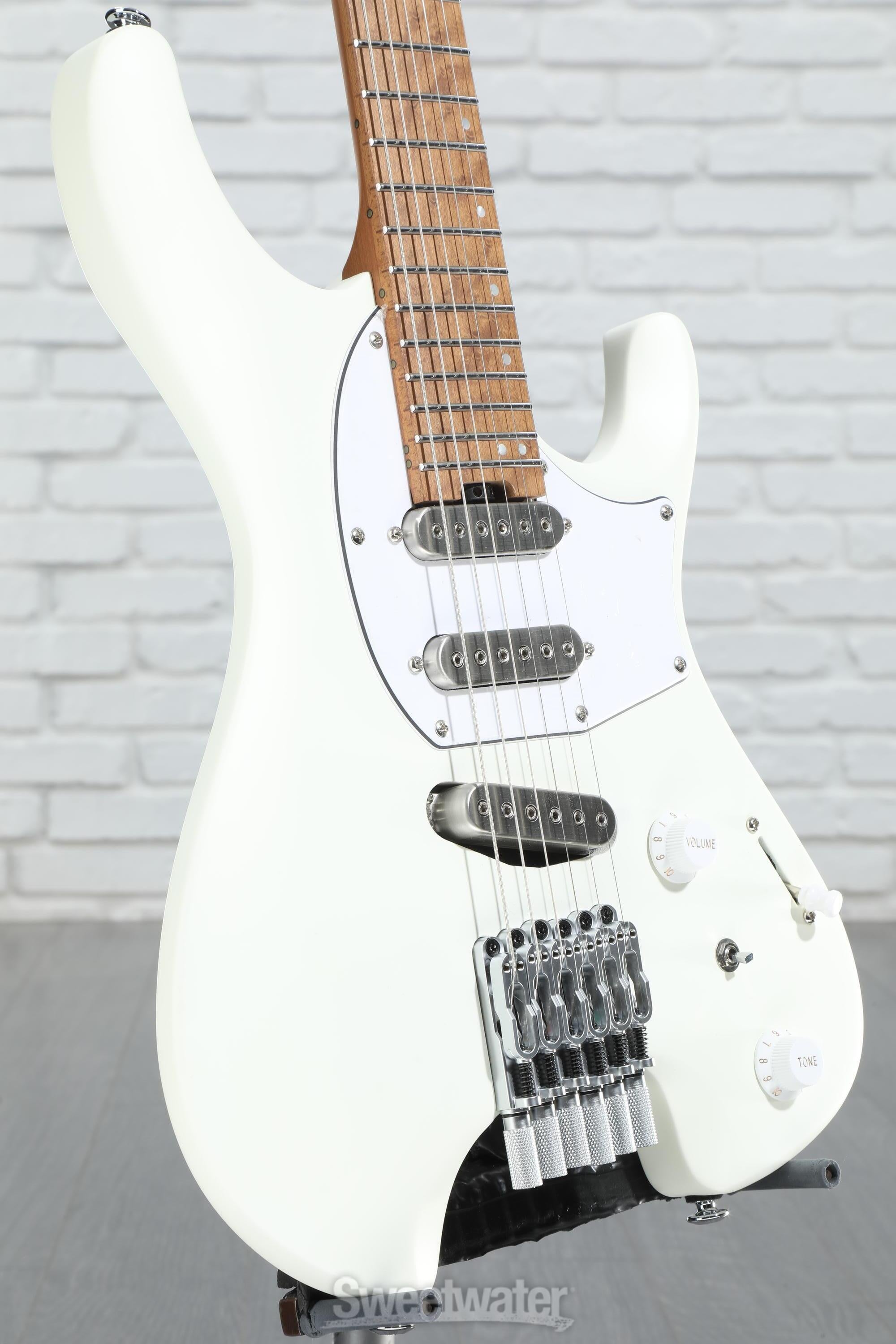 Amazon.com: Ibanez Ichika Signature ICHI10 Electric Guitar