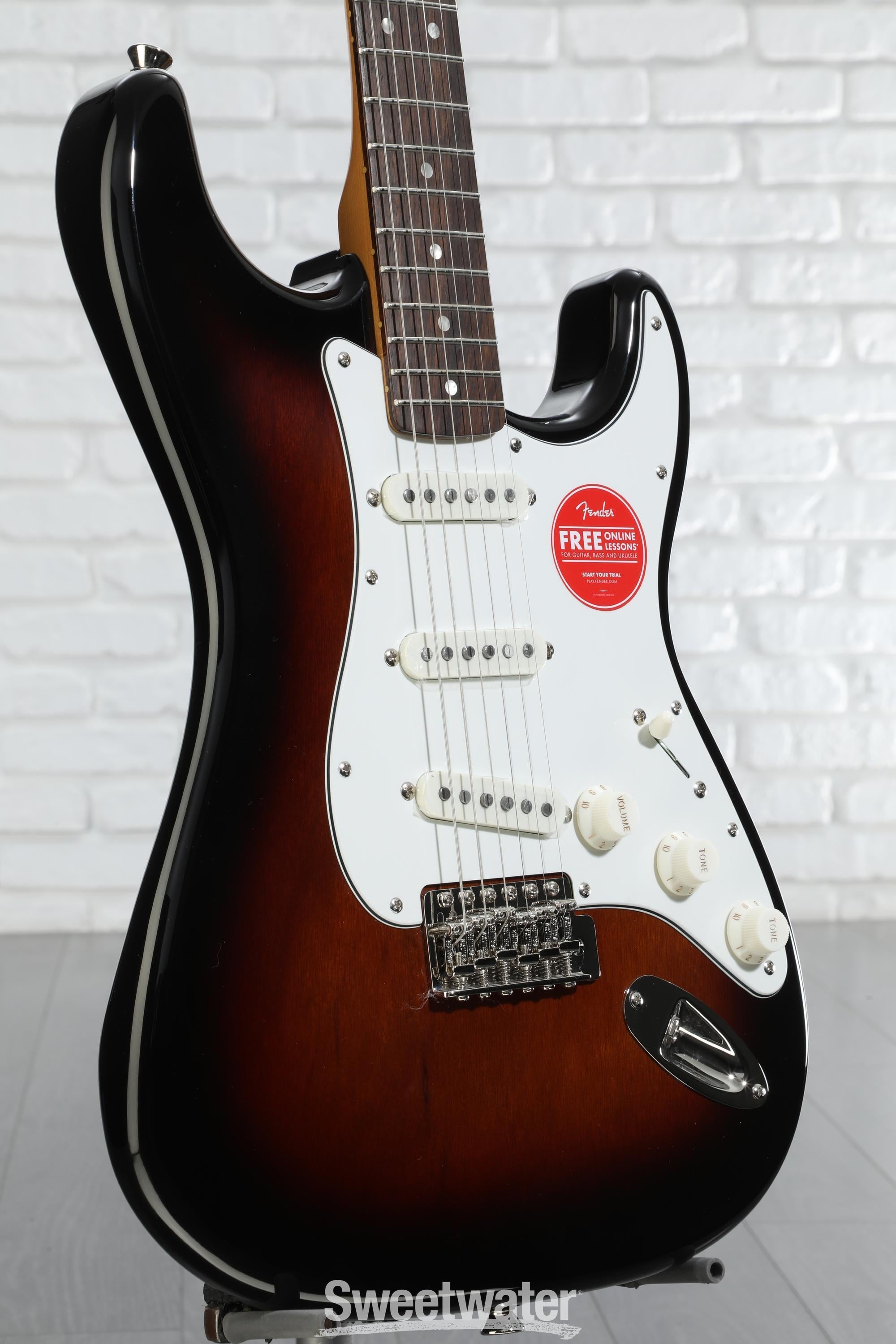 Amazon.com: Squier Classic Vibe 60s Stratocaster Electric