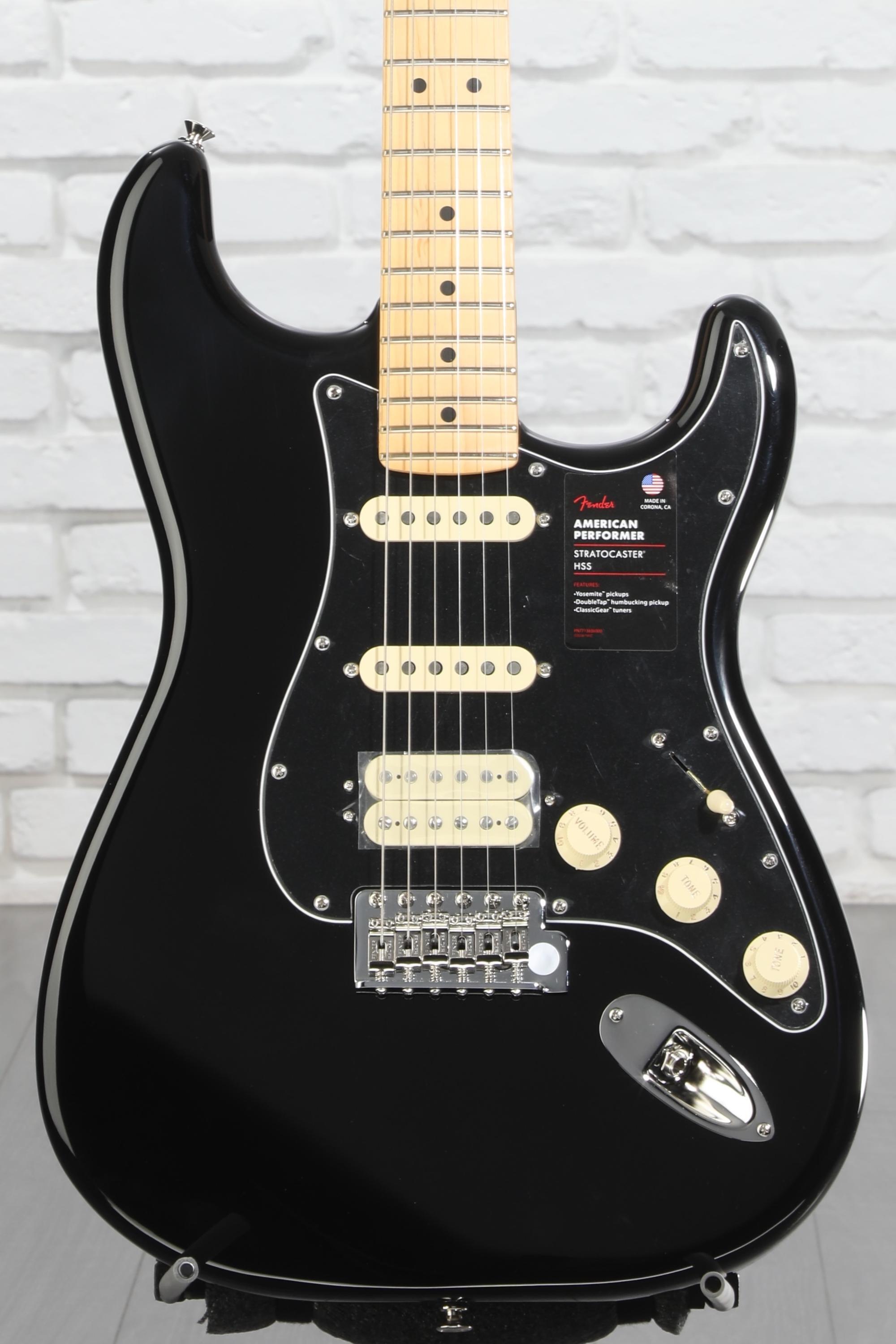 Fender American Performer Stratocaster HSS - Black with