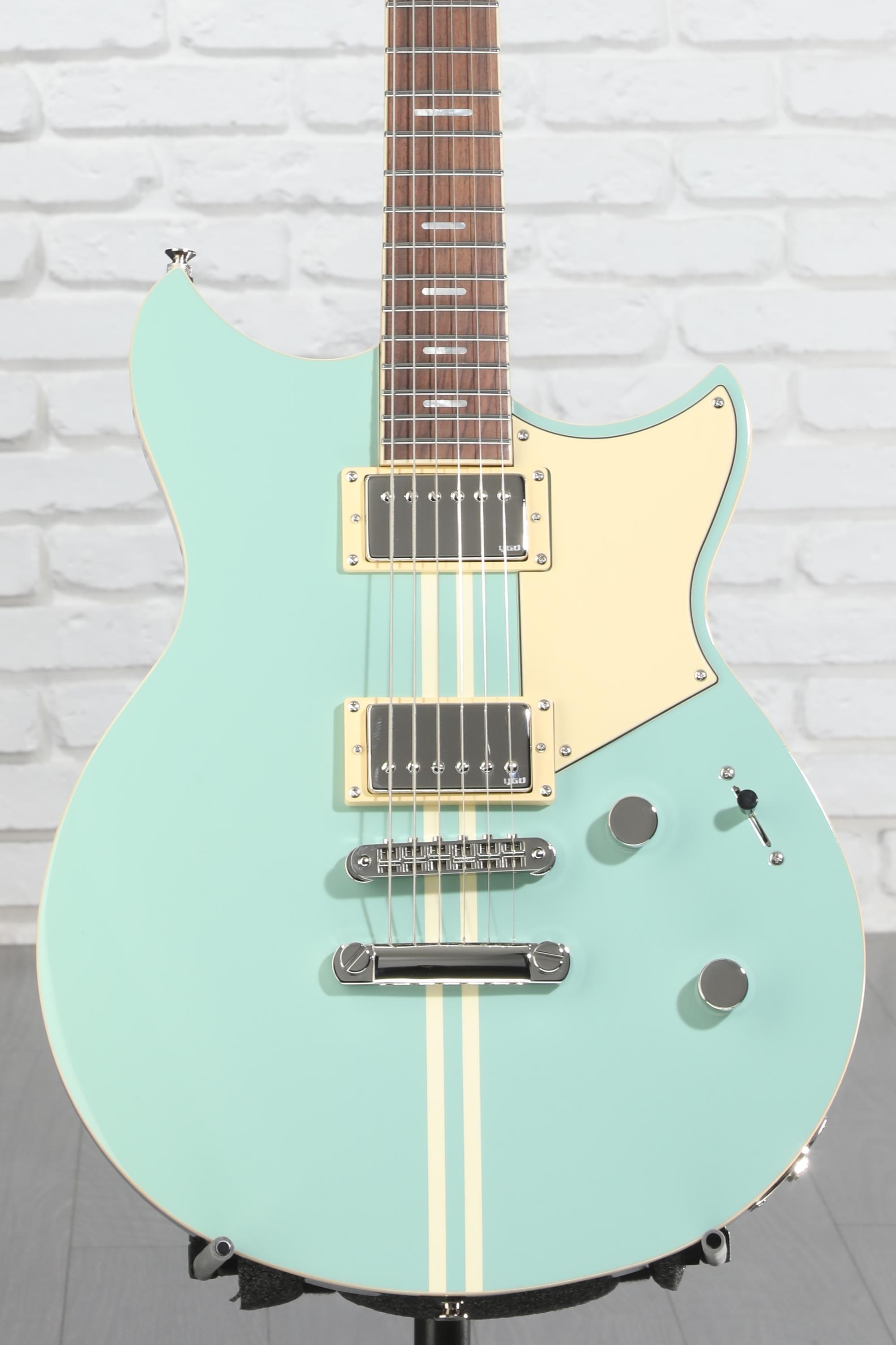 かなり美品です。YAMAHA REVSTAR RSE20 Amazon.com: Yamaha Revstar Element RSE20 VW Electric Guitar