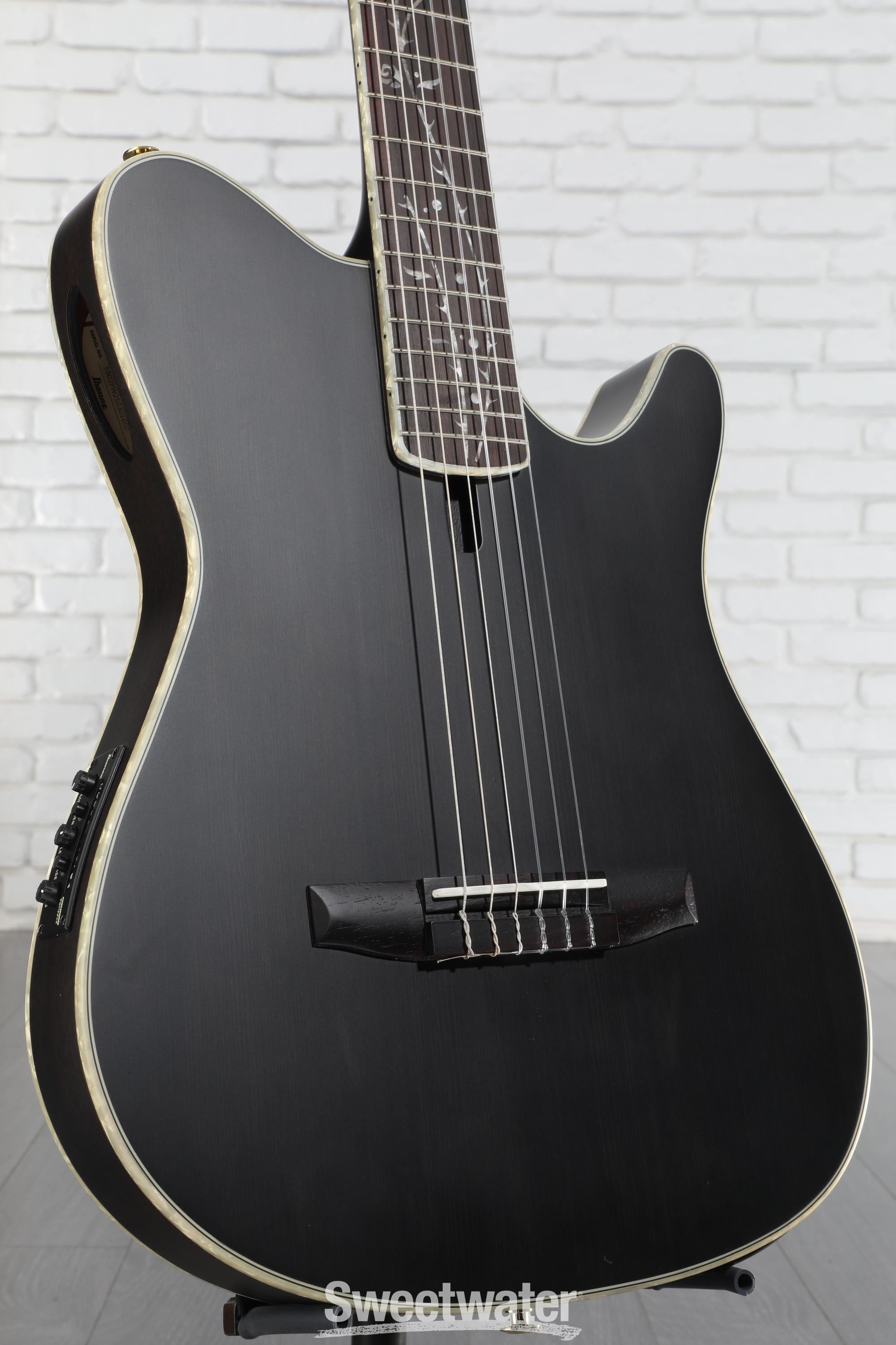 Ibanez TOD10N（Tim Henson シグネチャー / ナイロン） Ibanez TOD10N Tim Henson Signature Nylon Acoustic-Electric