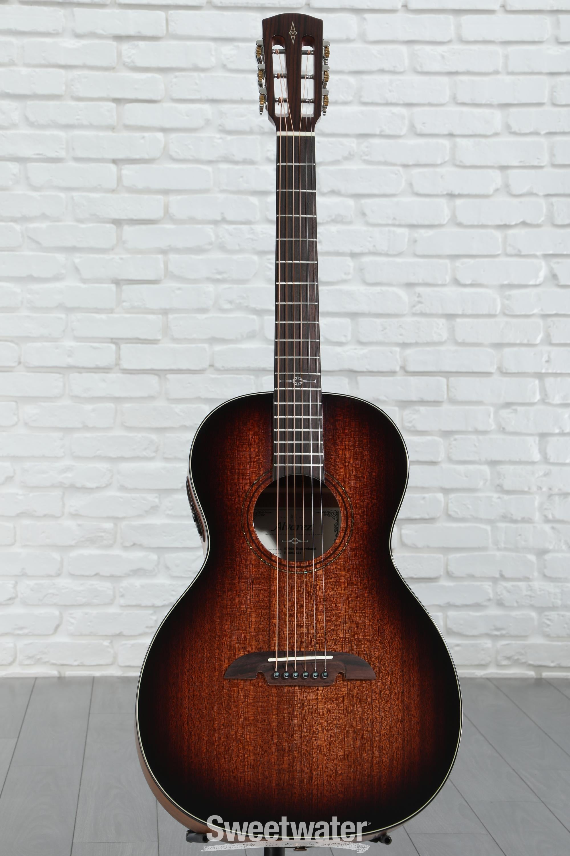 Alvarez AP66e Shadowburst Artist Series Acoustic-electric Alvarez AP66e Shadowburst Artist Series Acoustic-electric