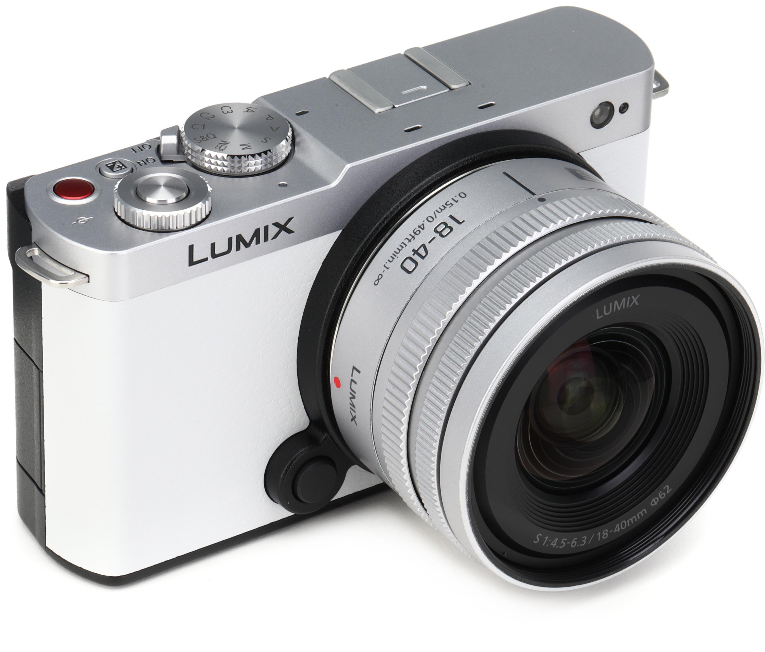 Panasonic Lumix DC-S9 Camera Kit with 18-40mm F4.5-6.3 Lens