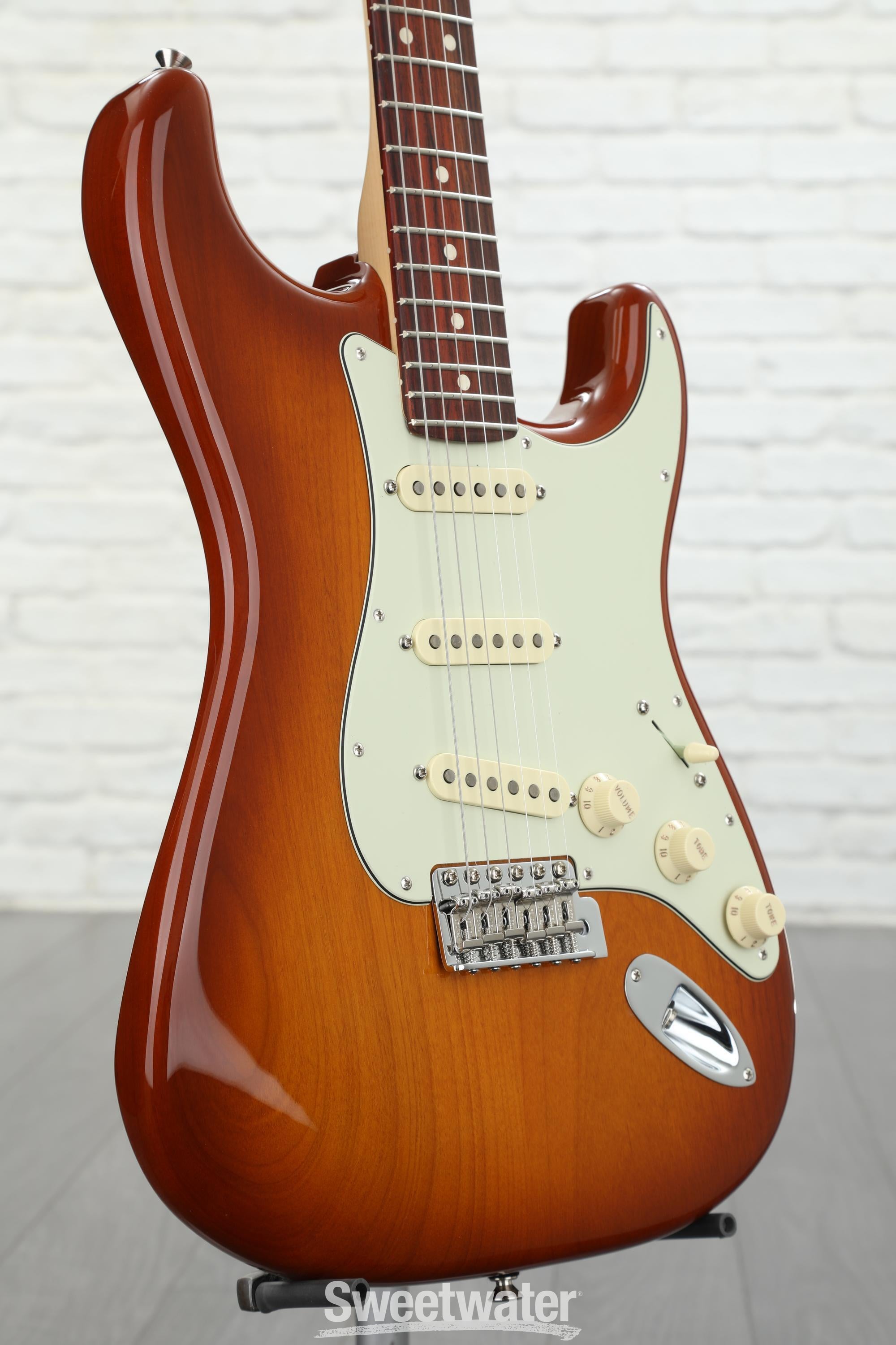 Fender American Performer Stratocaster - Honeyburst with