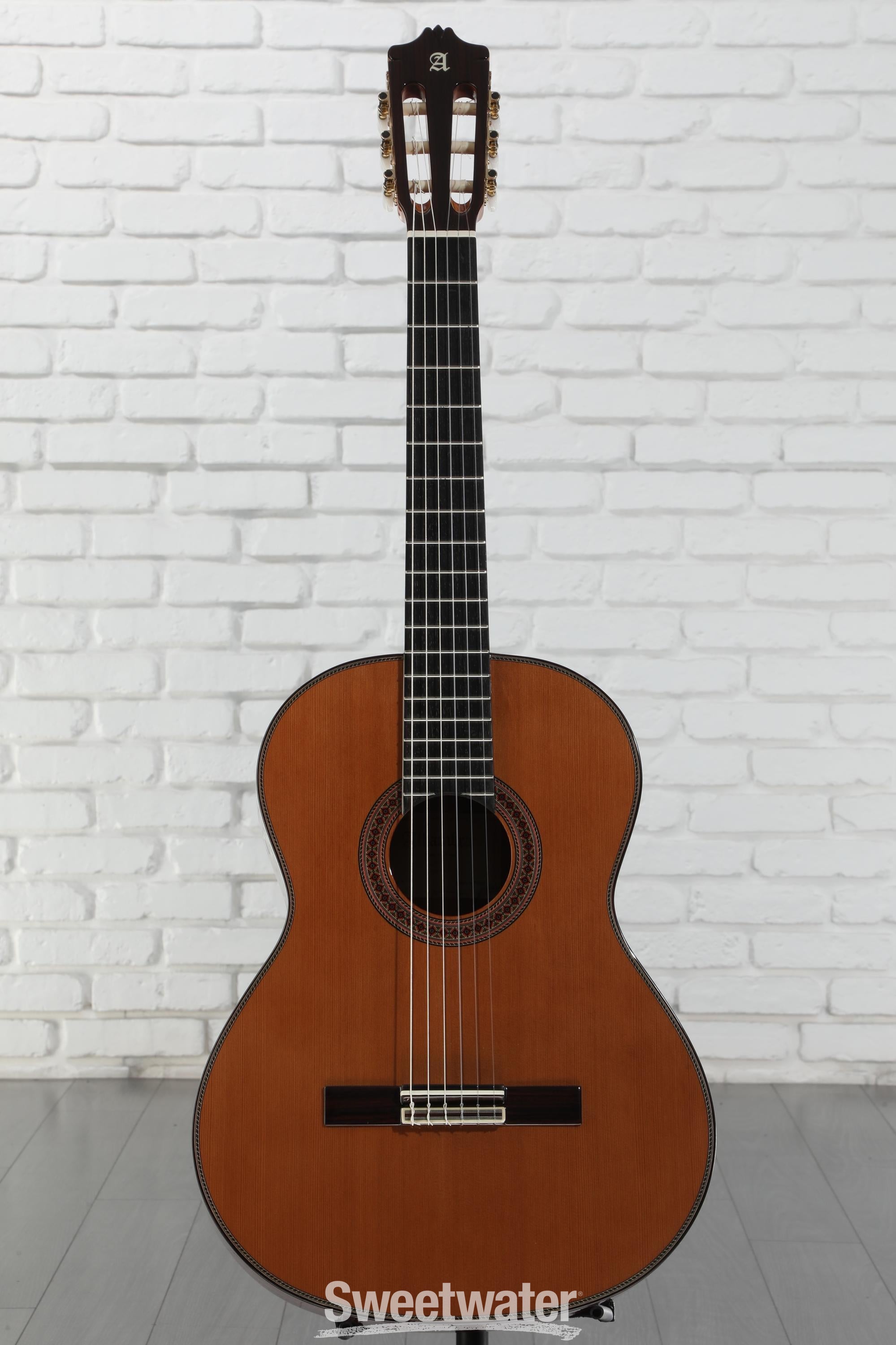 アコースティックギター　alhambra Alhambra 7 C Classical Acoustic Guitar Gloss Natural