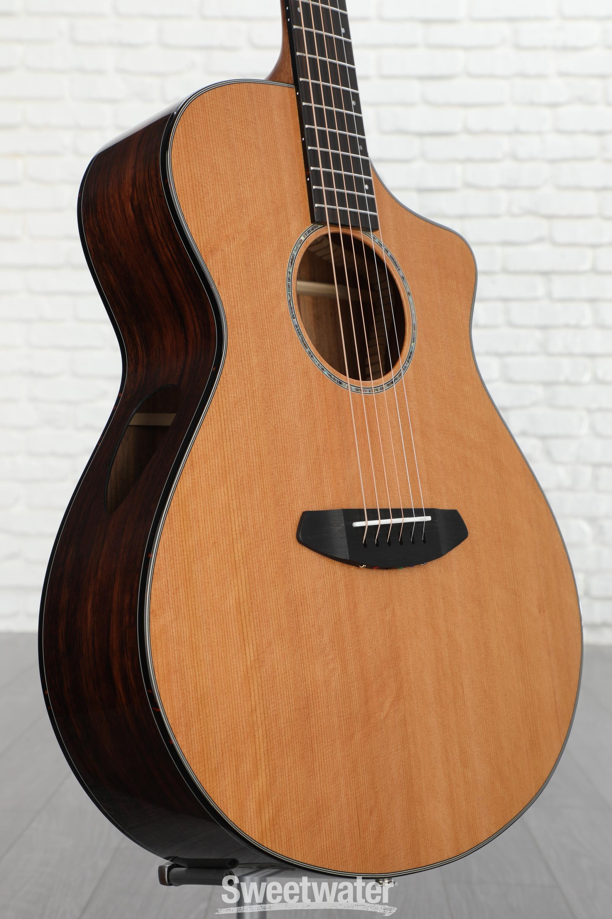 Breedlove solo online