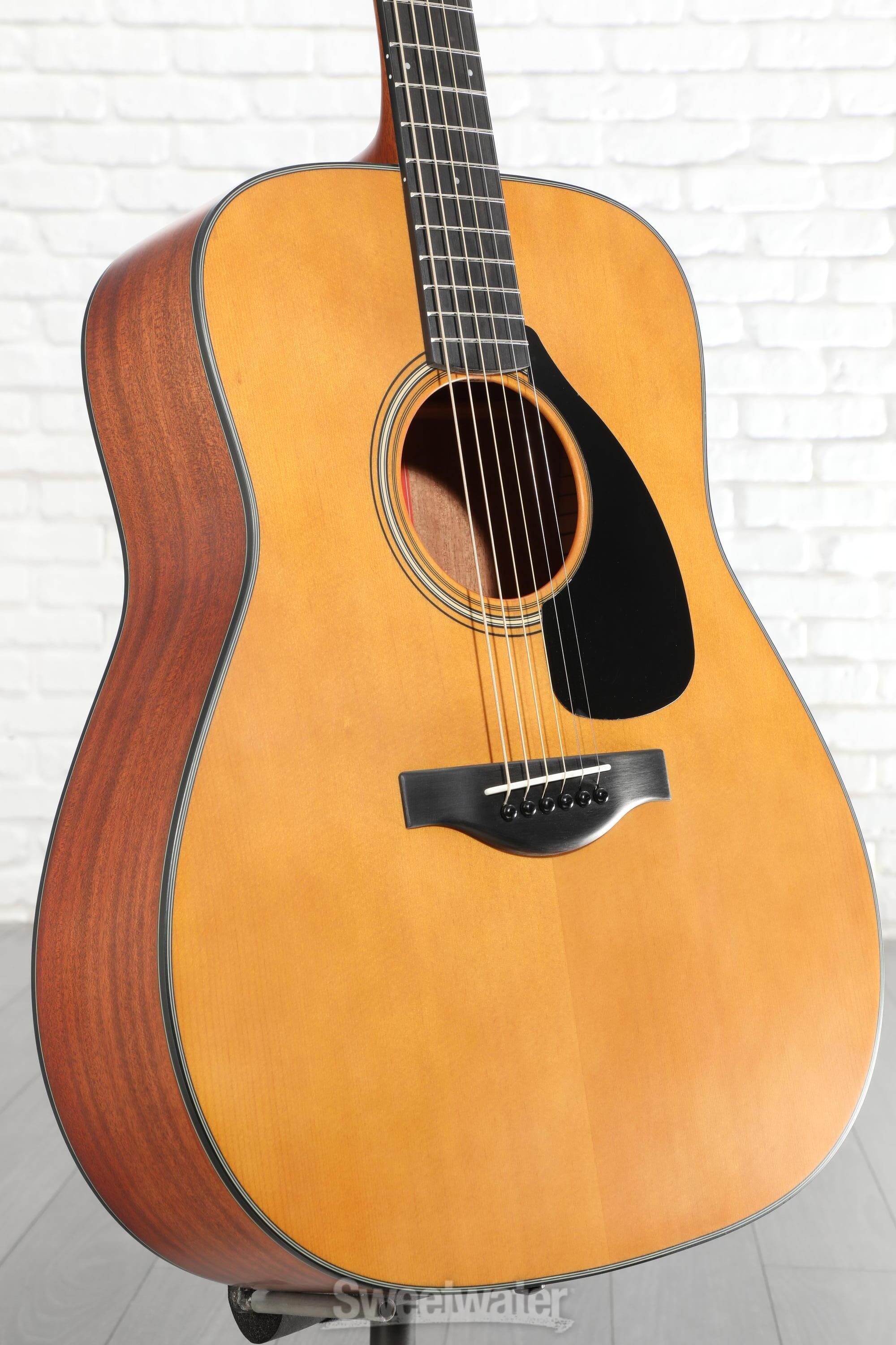 Yamaha Red Label FG3 Acoustic Guitar - Natural Reviews | Sweetwater