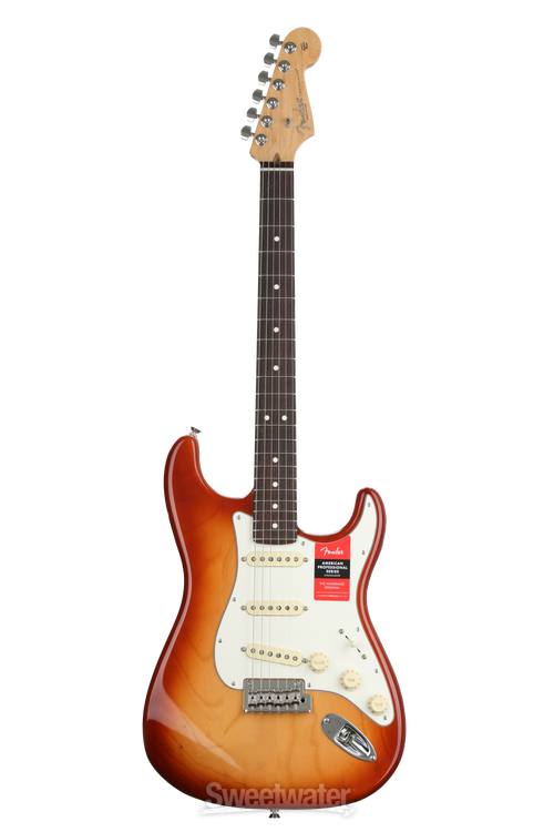 Fender American Professional Stratocaster - Sienna Sunburst with Rosewood  Fingerboard