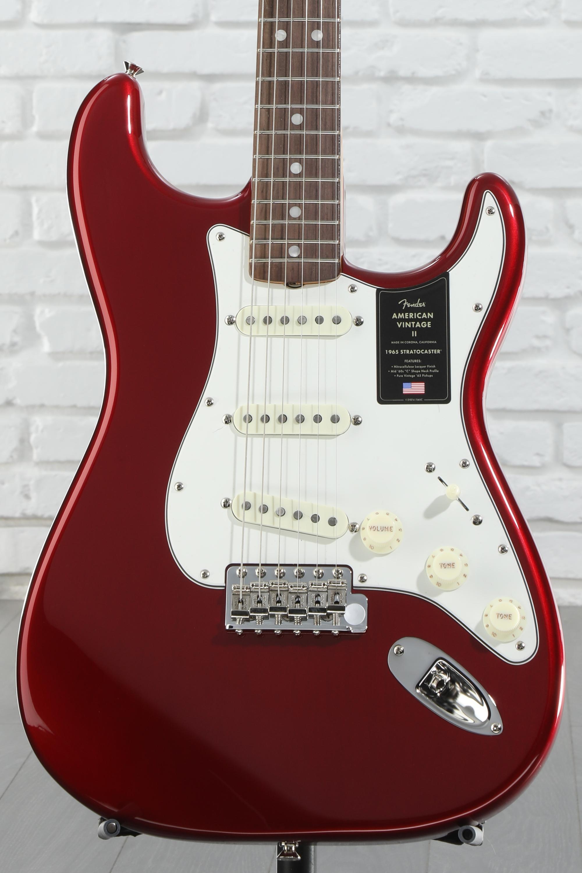 ギター Fender USA American Vintage Stratocaster Fender American Vintage II 1965 Stratocaster Electric Guitar