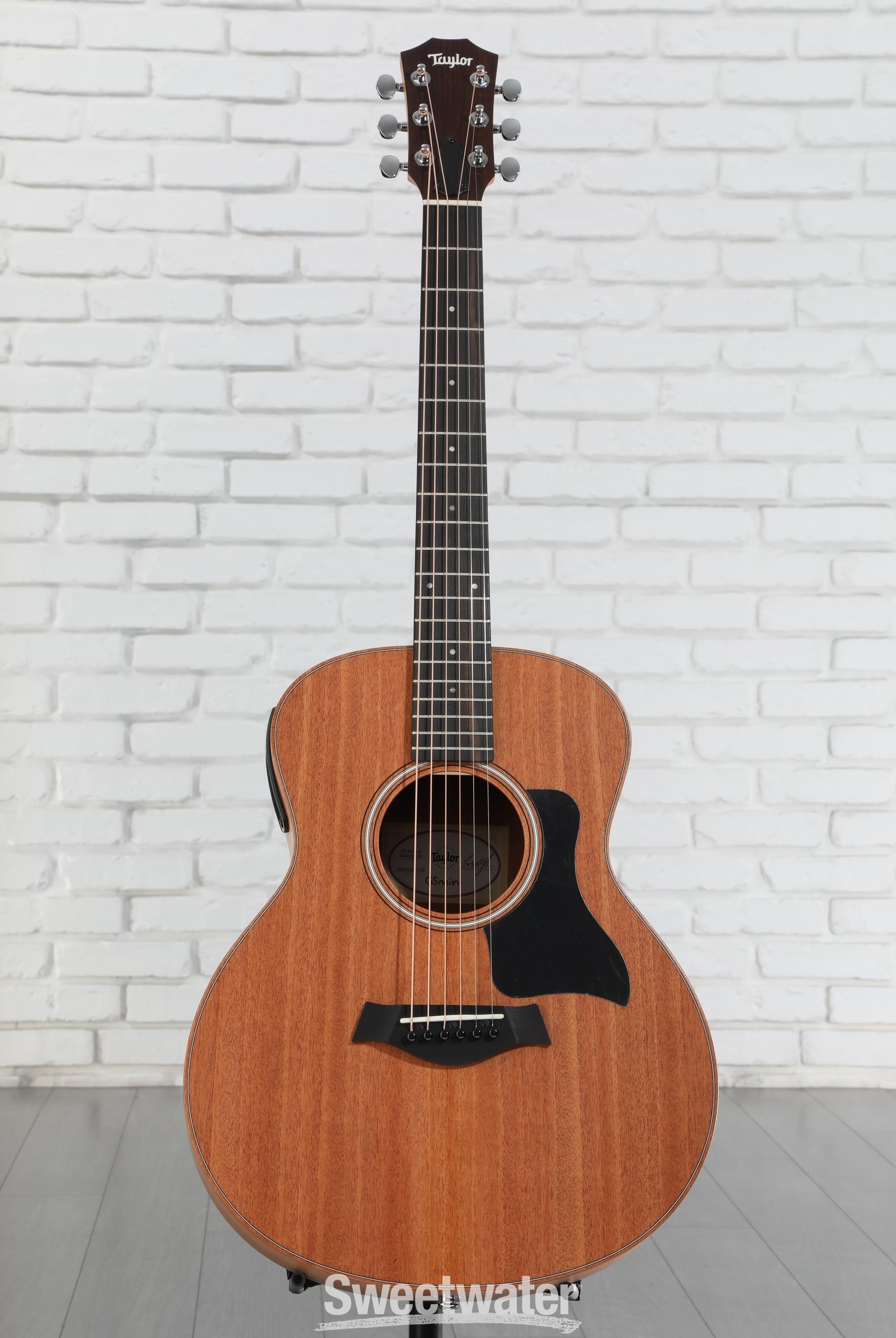 Taylor GS Mini-e Mahogany Acoustic-electric Guitar - Natural with Black Pickguard