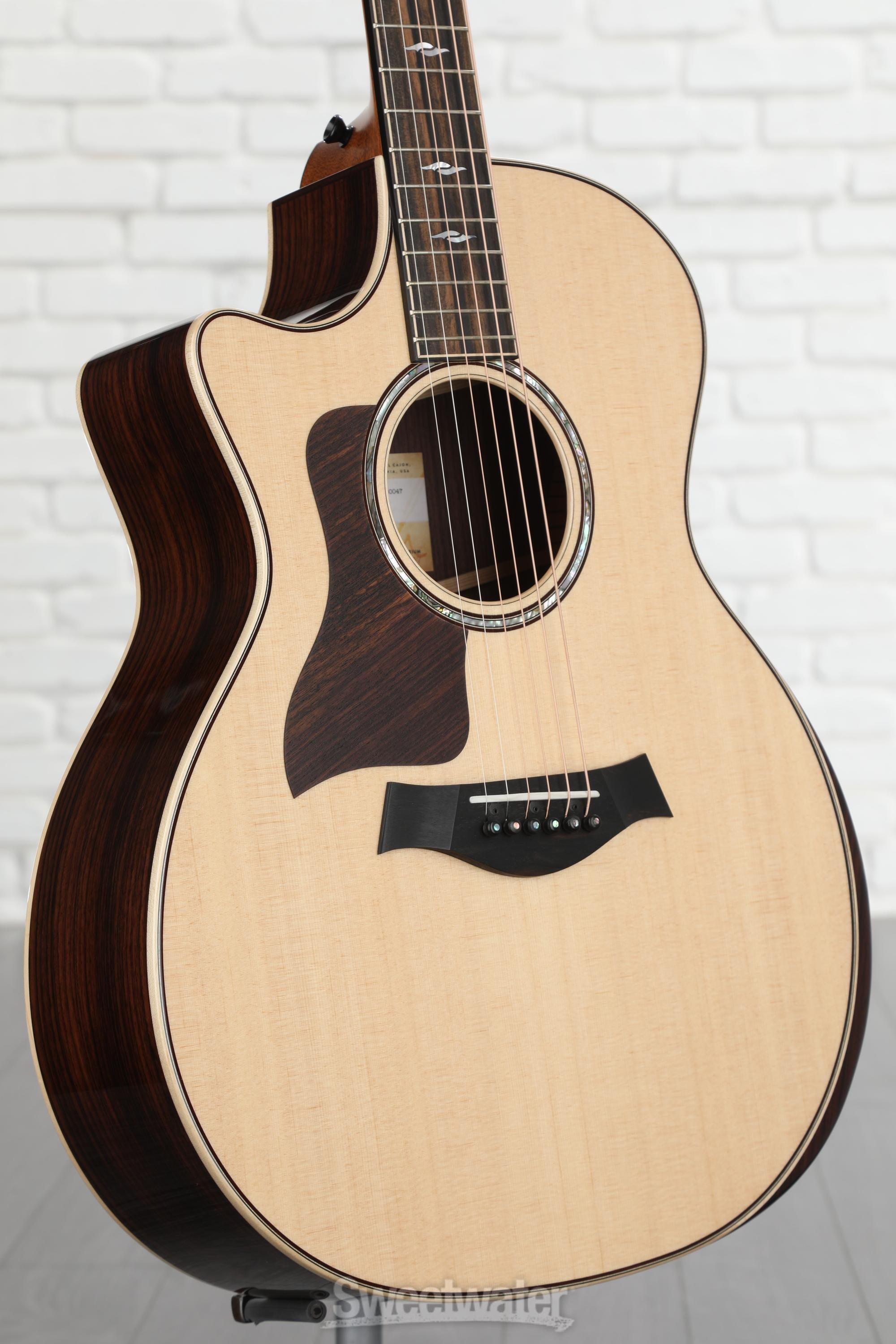 Taylor 814ce Left-handed Acoustic-electric Guitar - Natural with V 
