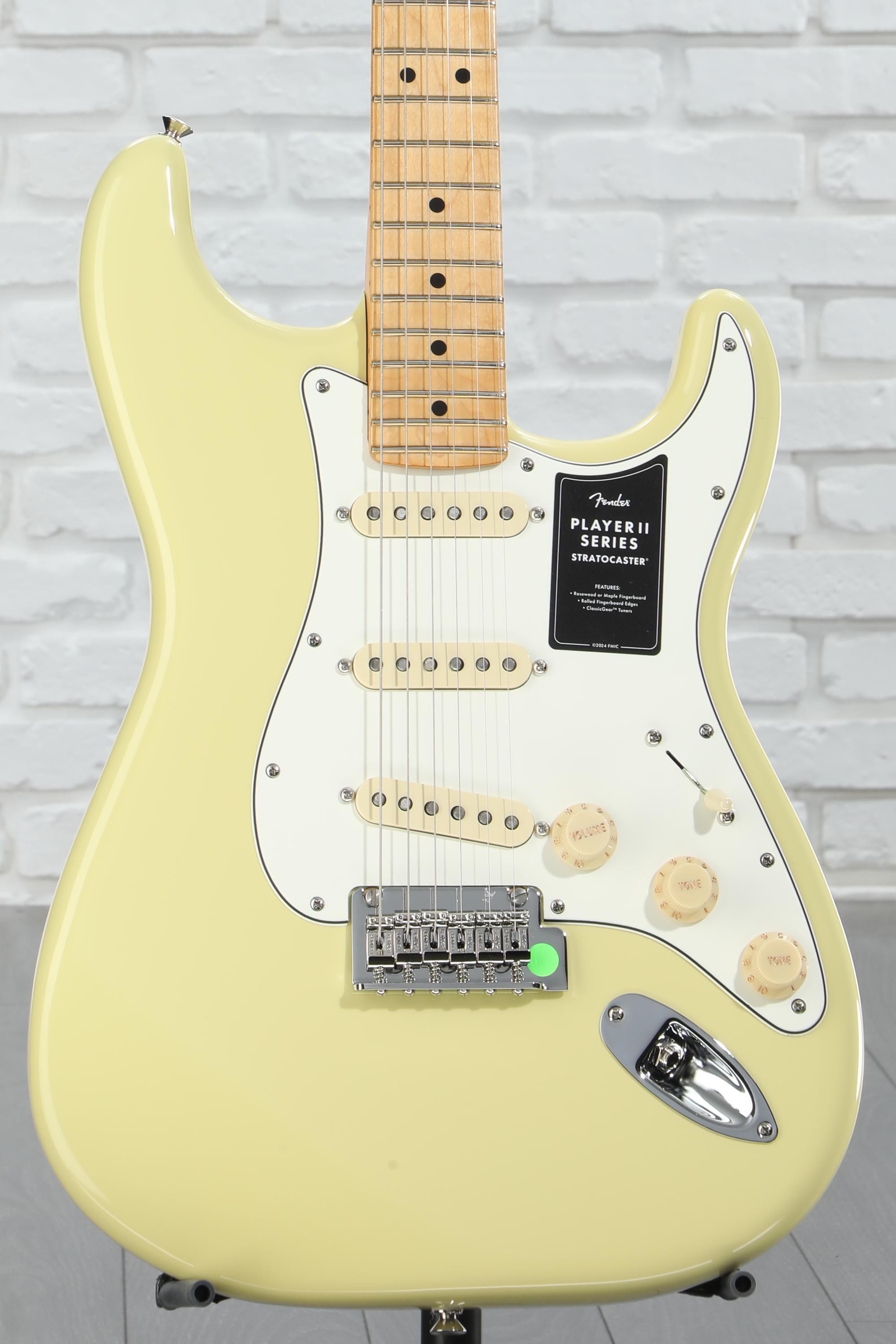 ギター Fender Player Stratocaster Neon Yellow Fender Limited Edition Player HSS Stratocaster with Ebony FB