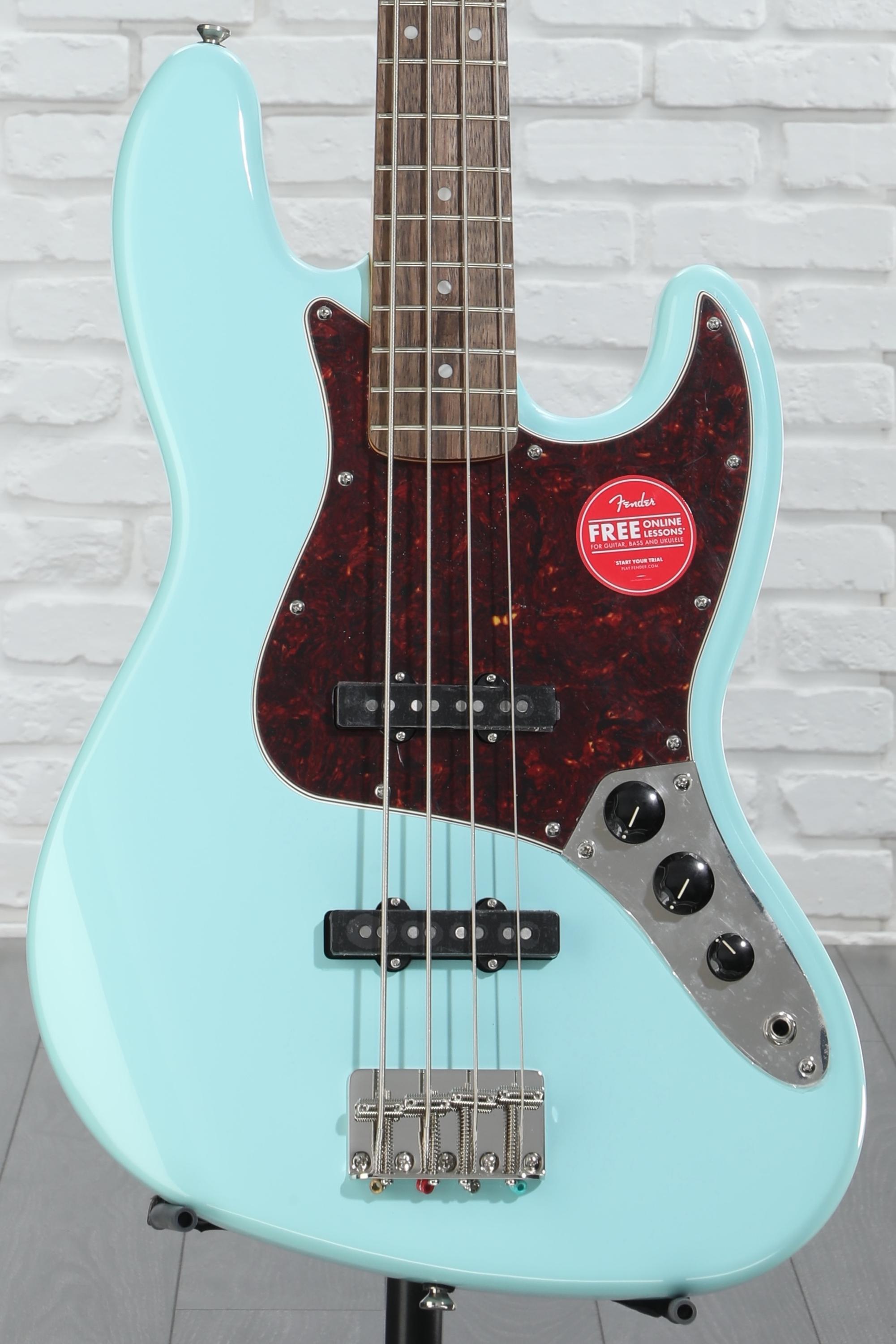 Squier　ClassicVibe　60s　 jazzbass Squier Classic Vibe '60s Jazz Bass review | Guitar World