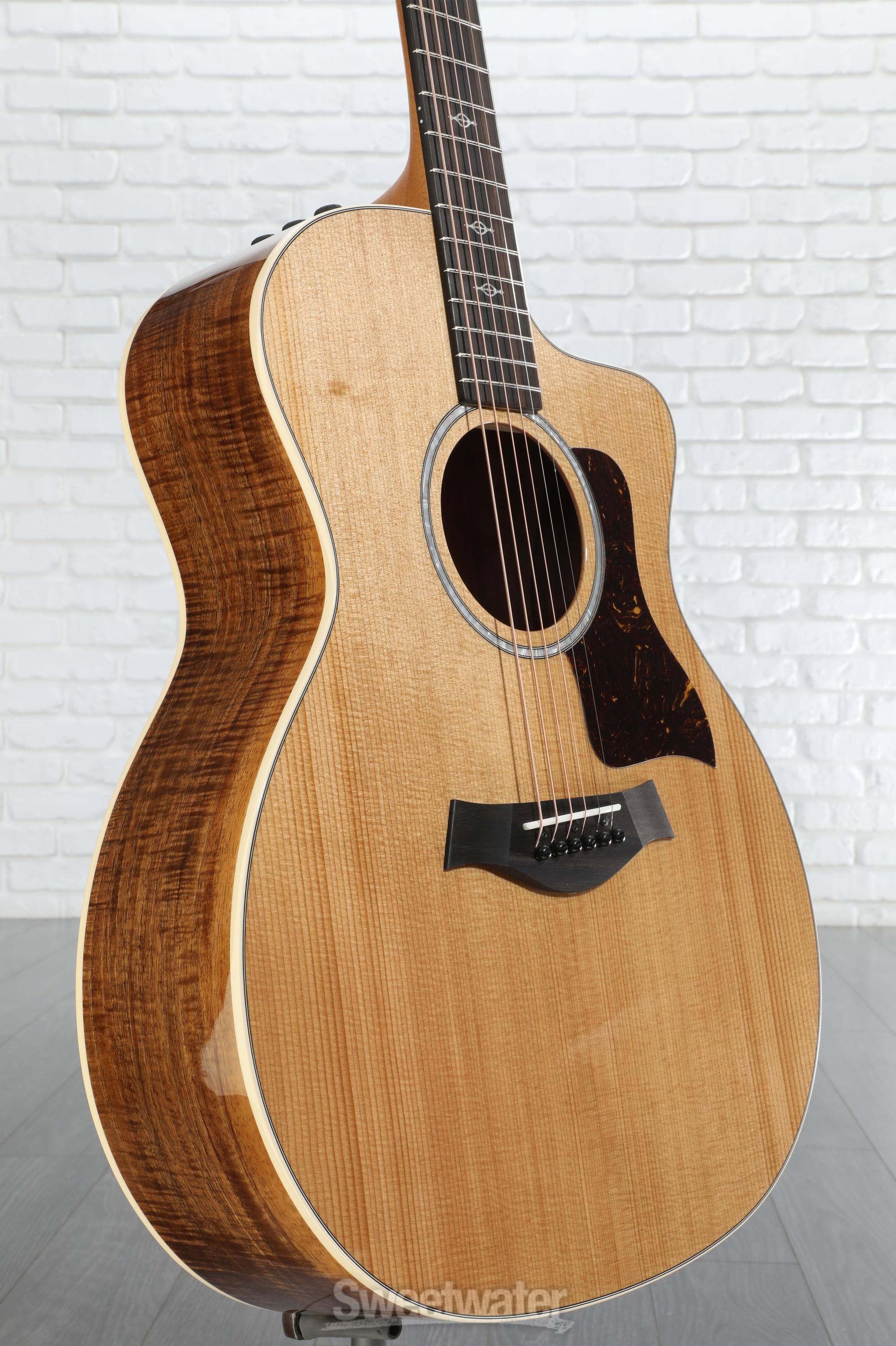Taylor 214ce-K DLX Acoustic-electric Guitar - Natural | Sweetwater