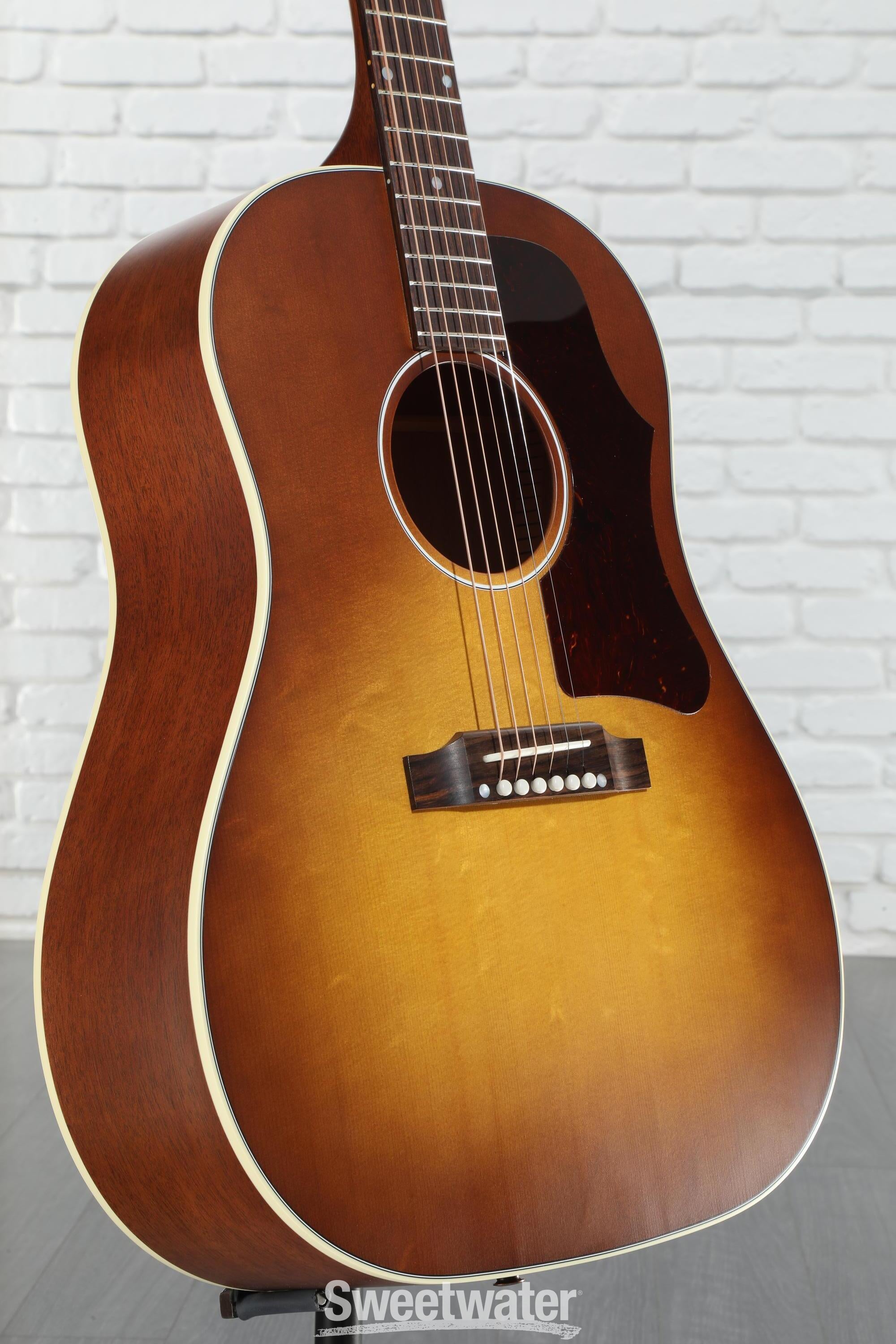 Gibson J-45 