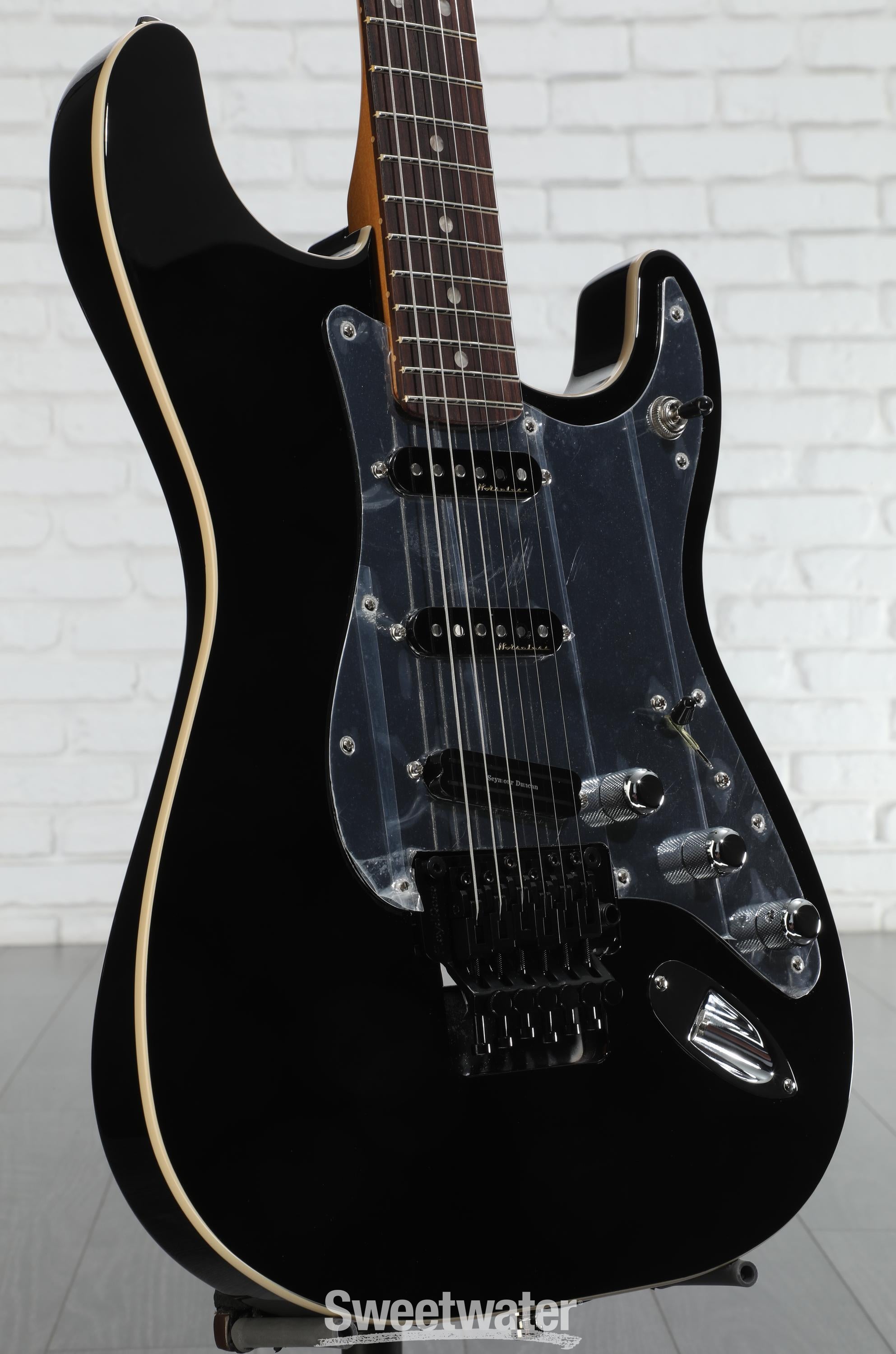 fender Tom Morello Stratocaster® Fender Tom Morello Stratocaster - Black | Sweetwater