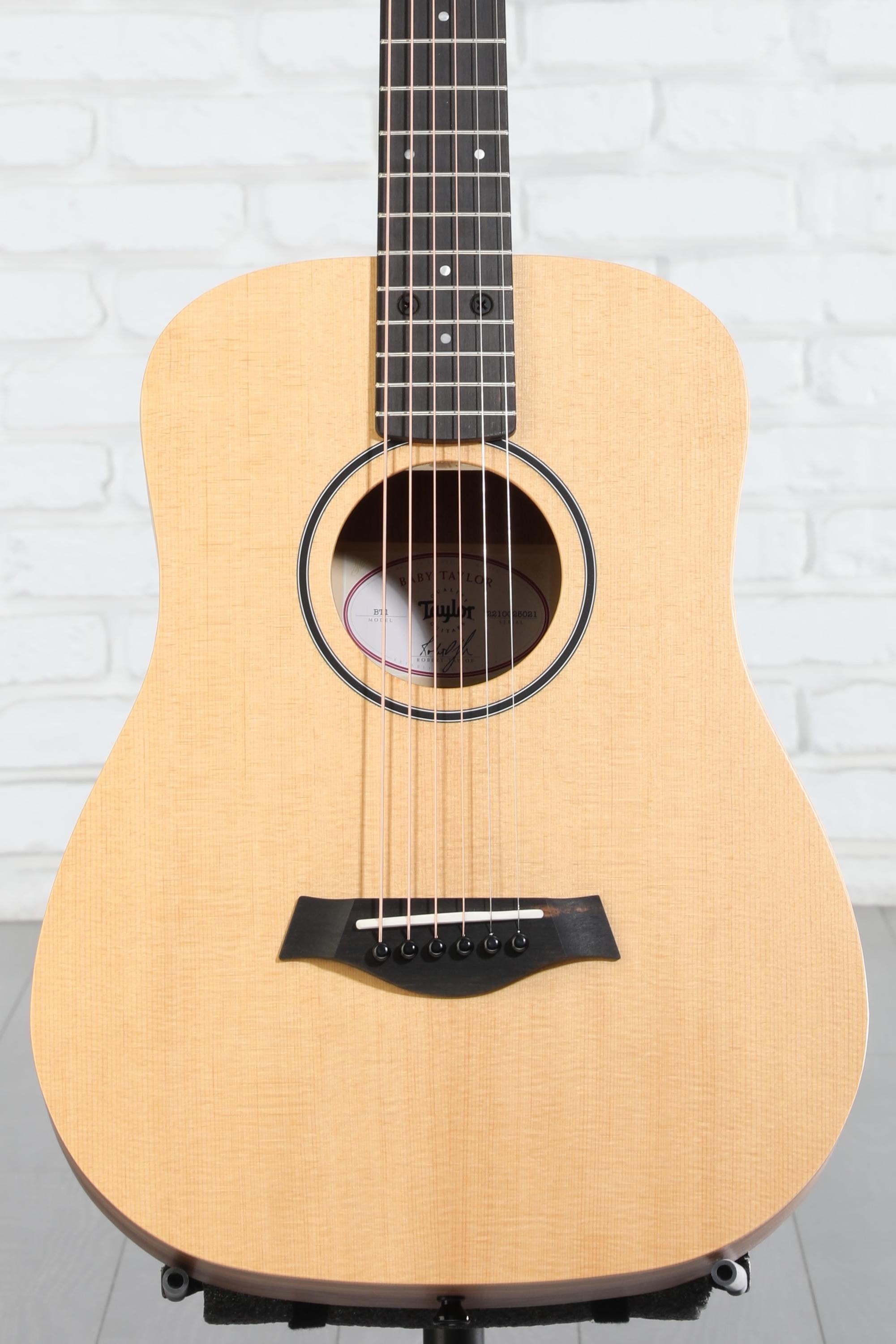 Taylor Baby Taylor BT1 Walnut Acoustic Guitar - Natural Sitka