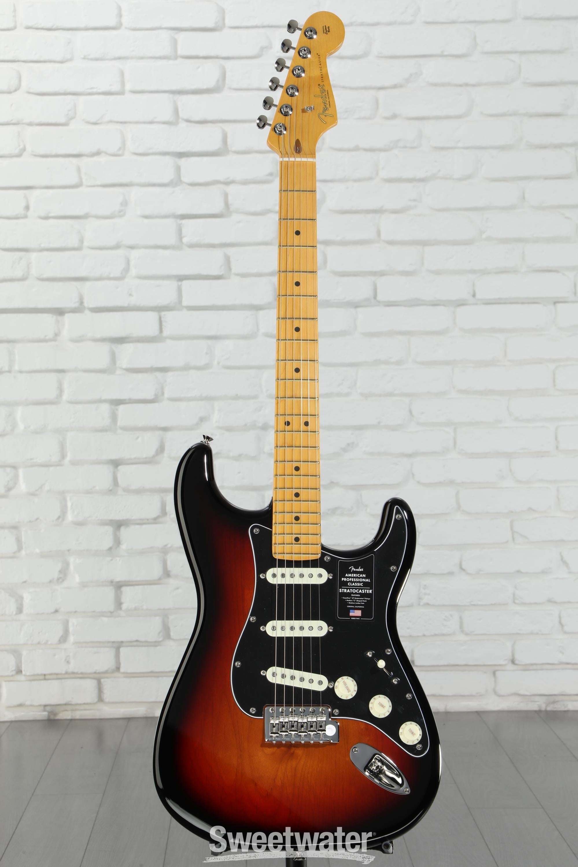 ギター Fender USA / American Stratocaster Amazon.com: Fender American Professional II Stratocaster - Olympic