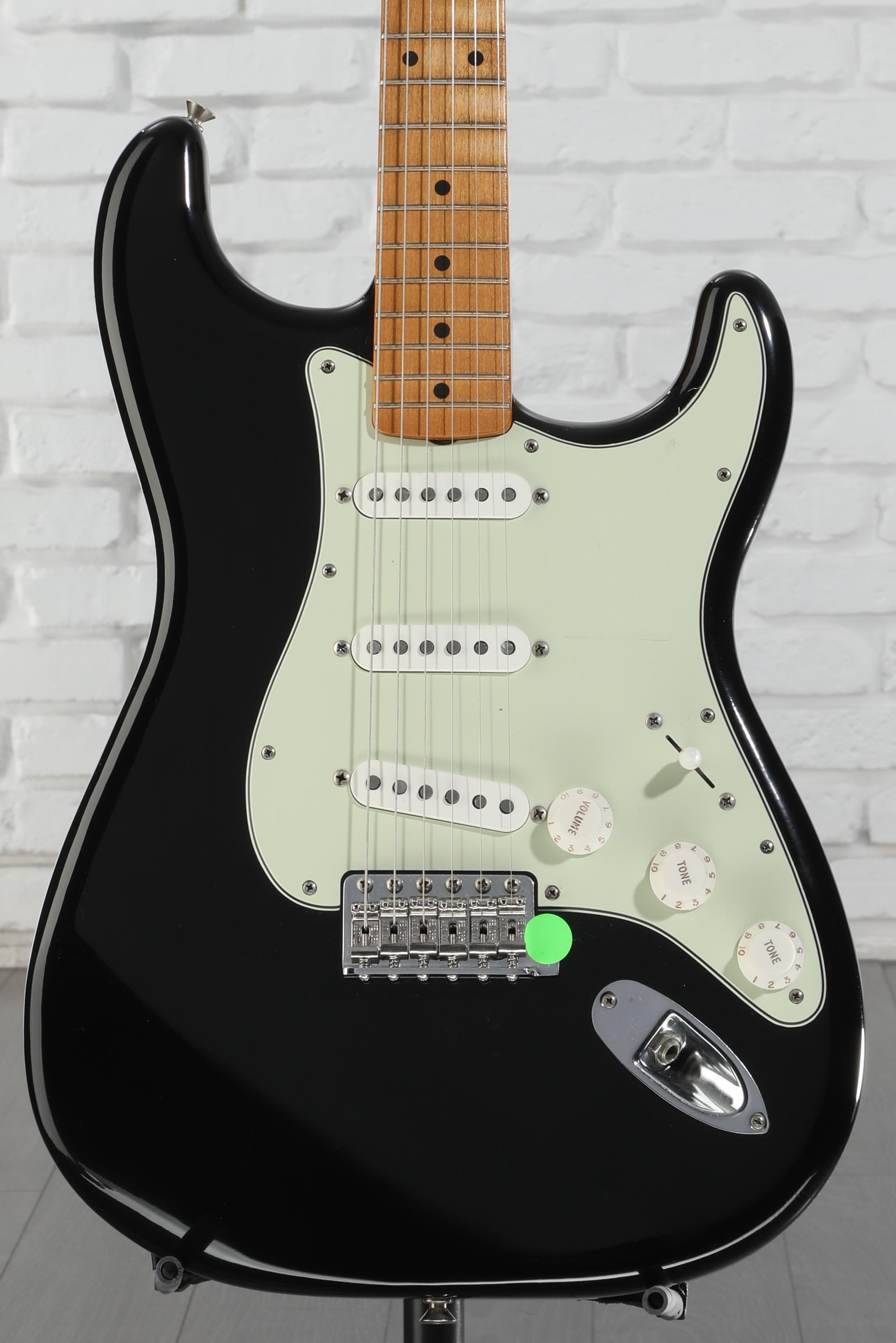 ギター Fender tradnl ll 60s Stratocaster s-l400.jpg