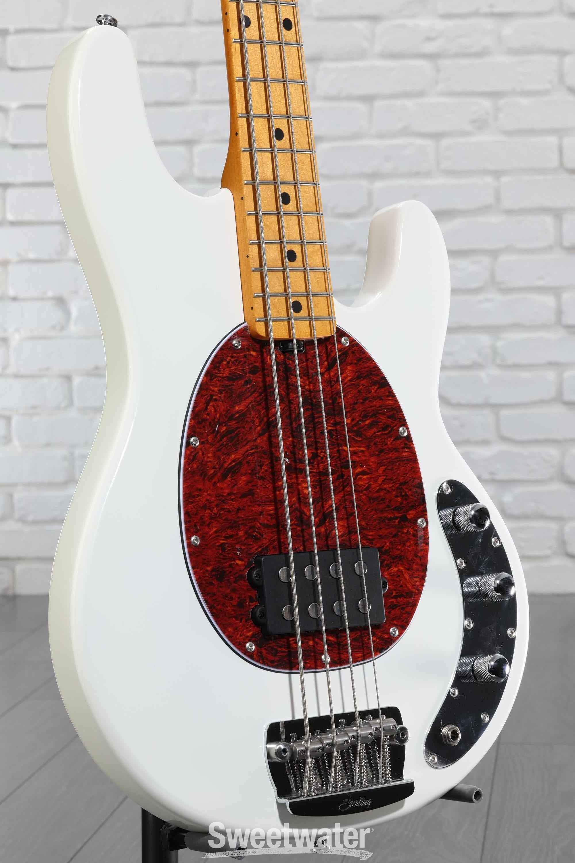 Stingray Classic RAY24CA | Basses | Sterling by Music Man