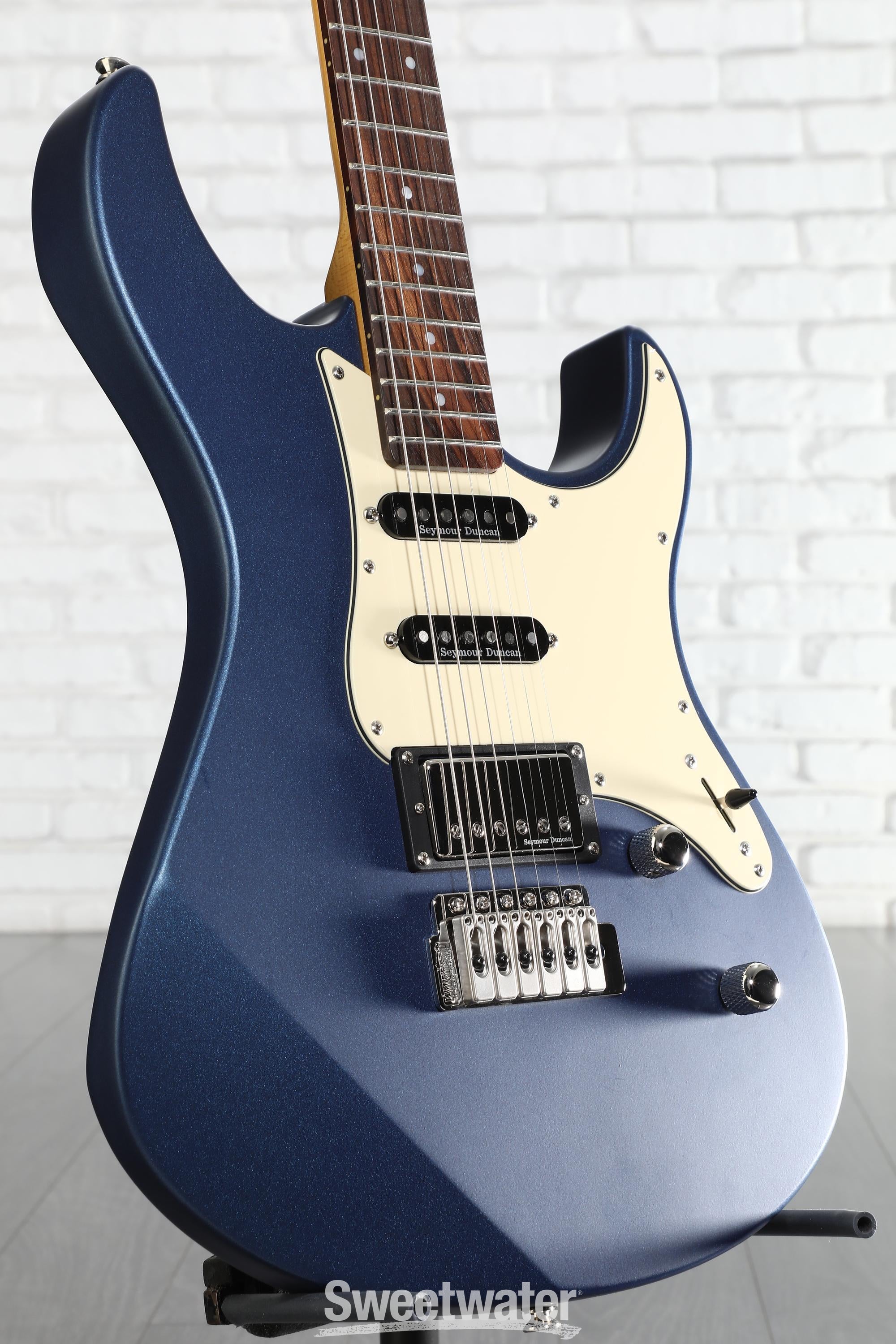 Yamaha PAC612VIIX Pacifica Electric Guitar - Matte Silk Blue