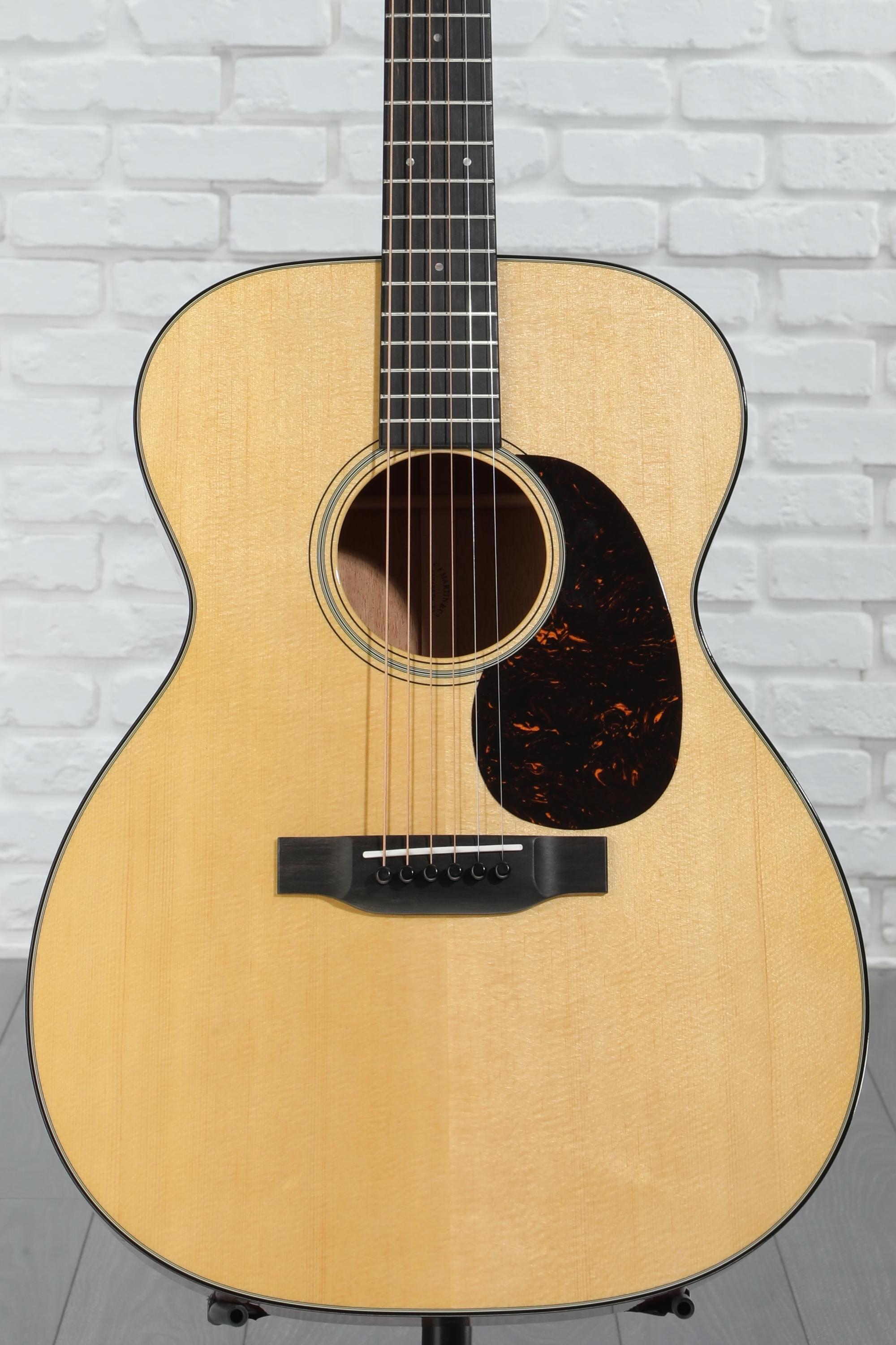 Martin 000-18 Standard Series Acoustic Guitar - Natural with