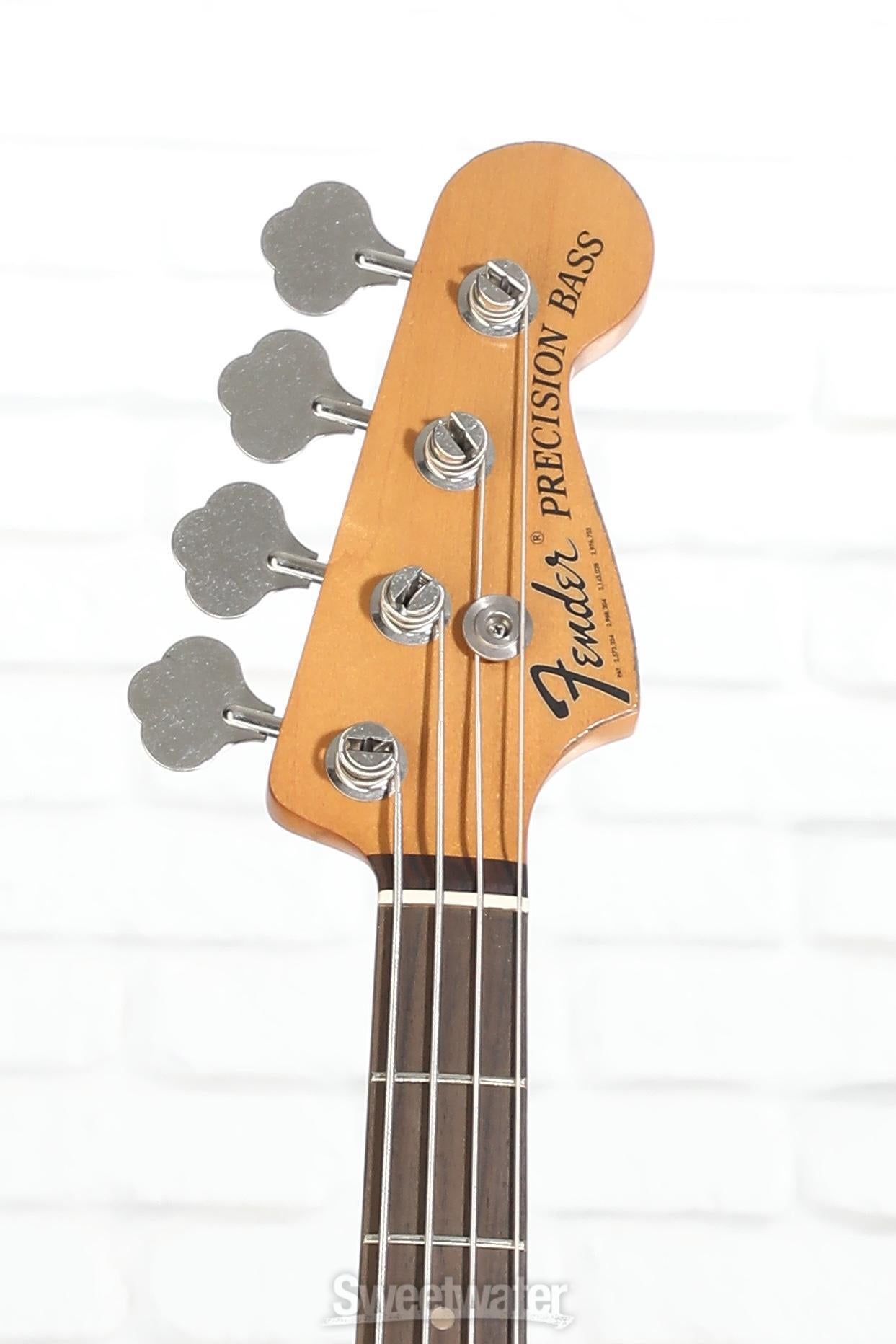 Fender Nate Mendel Precision Bass - Road Worn Candy Apple Red