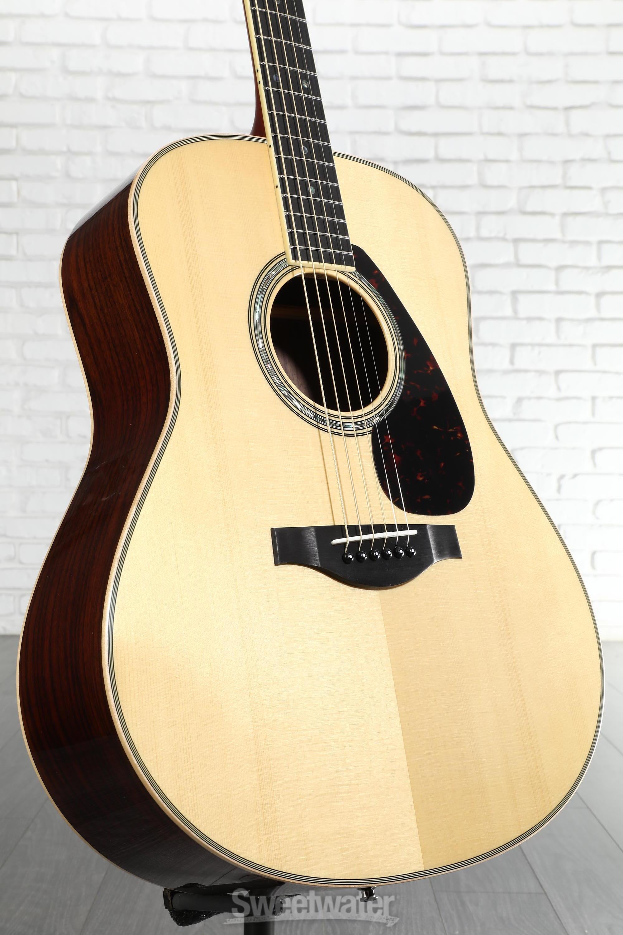 Yamaha LL16 ARE Original Jumbo Acoustic-electric Guitar - Natural