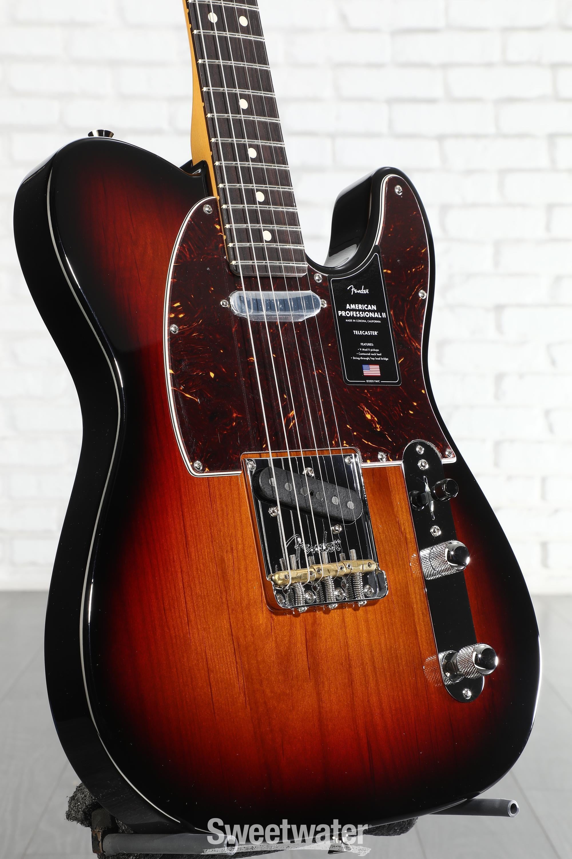 Fender American Professional II Telecaster - 3-color Sunburst with
