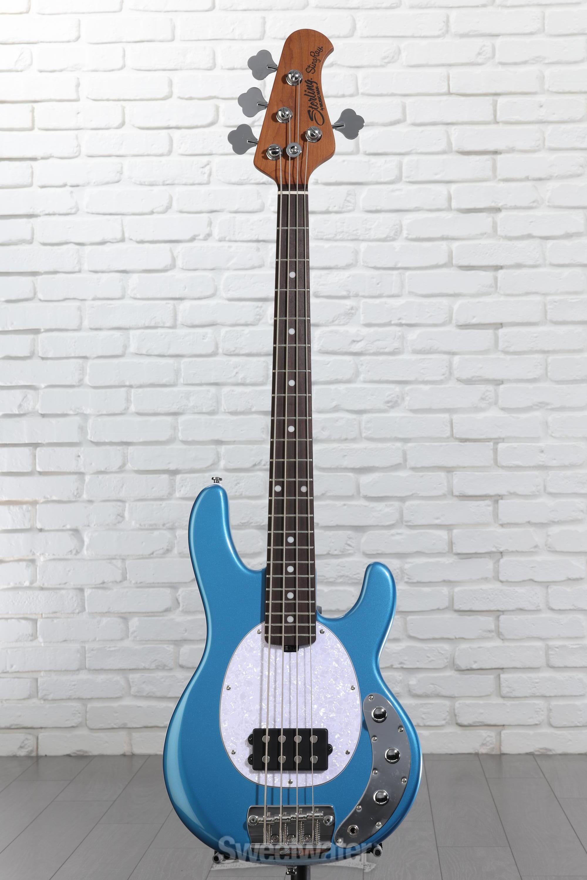 Sterling By Music Man StingRay RAYSS4 Short-scale Bass Guitar