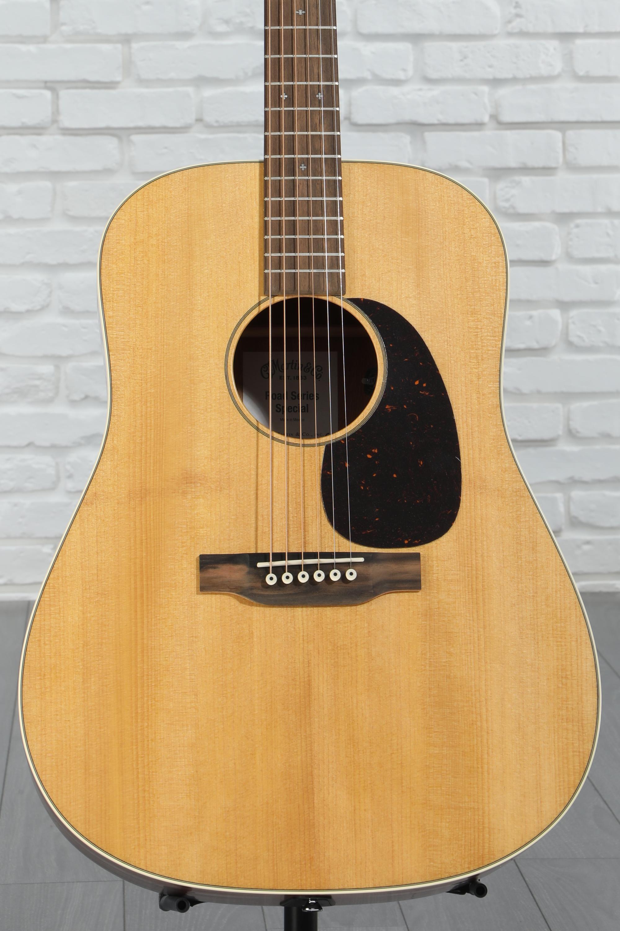 martin rode series　D-10E-02 Amazon.com: Martin Guitar Road Series D-10E Acoustic