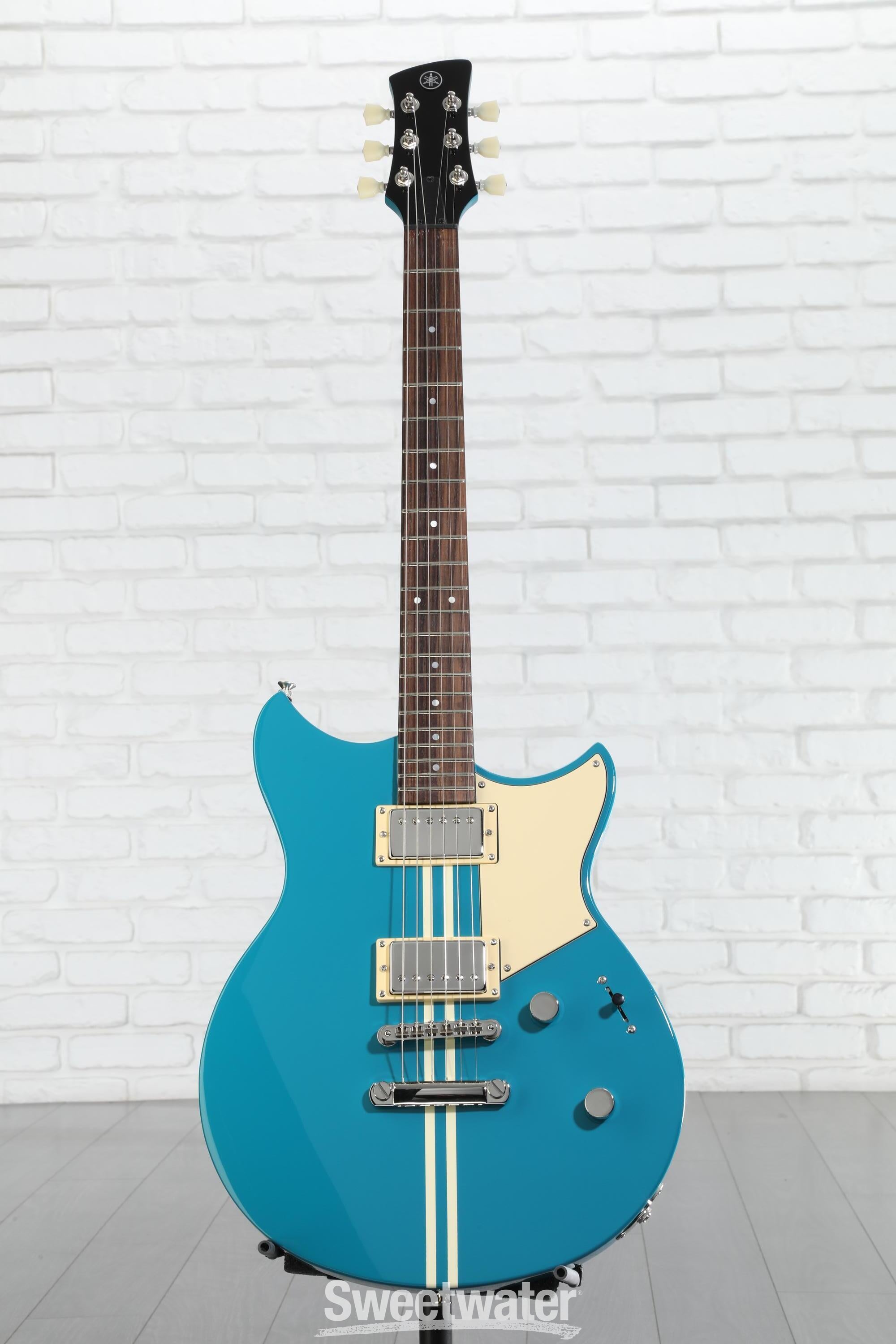 Yamaha Revstar Element RSE20 Electric Guitar - Swift Blue | Sweetwater